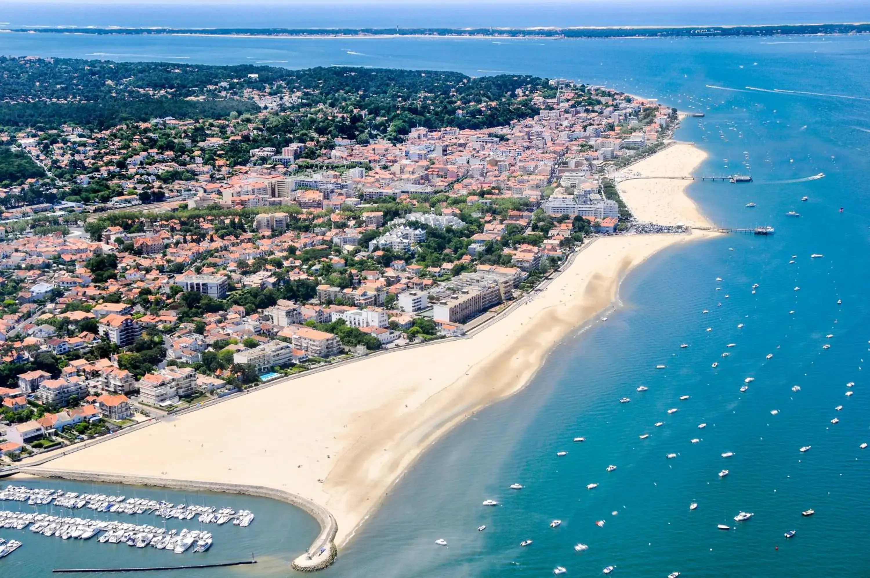 Bird's eye view in Hôtel Le B d'Arcachon by Inwood Hotels Bird's eye view in Hôtel Le B d'Arcachon by Inwood Hotels