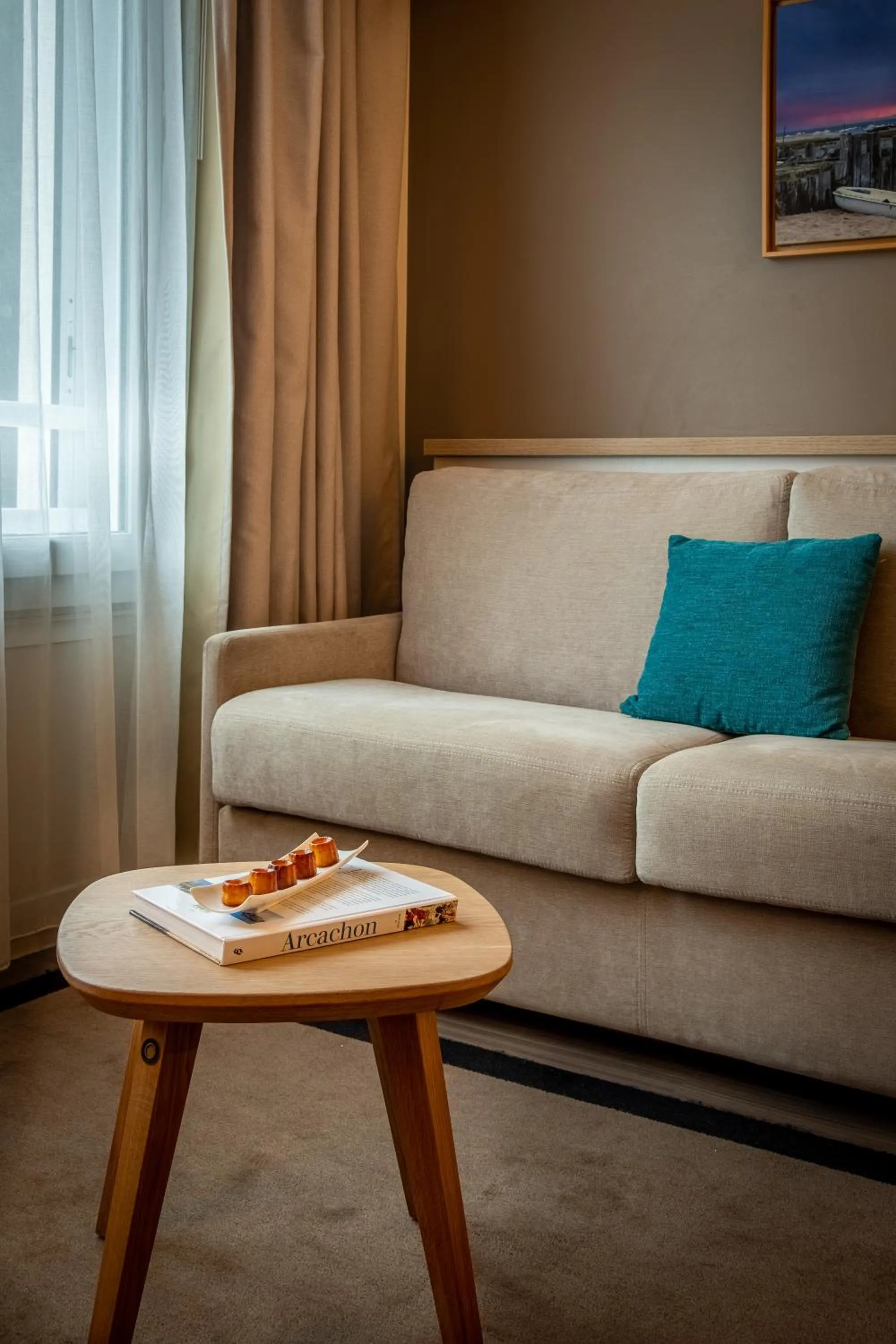 Living room in Hôtel Le B d'Arcachon by Inwood Hotels