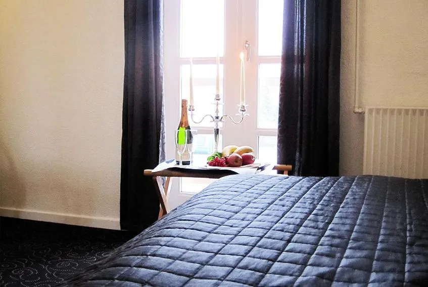 Day, Bed in Aars Hotel