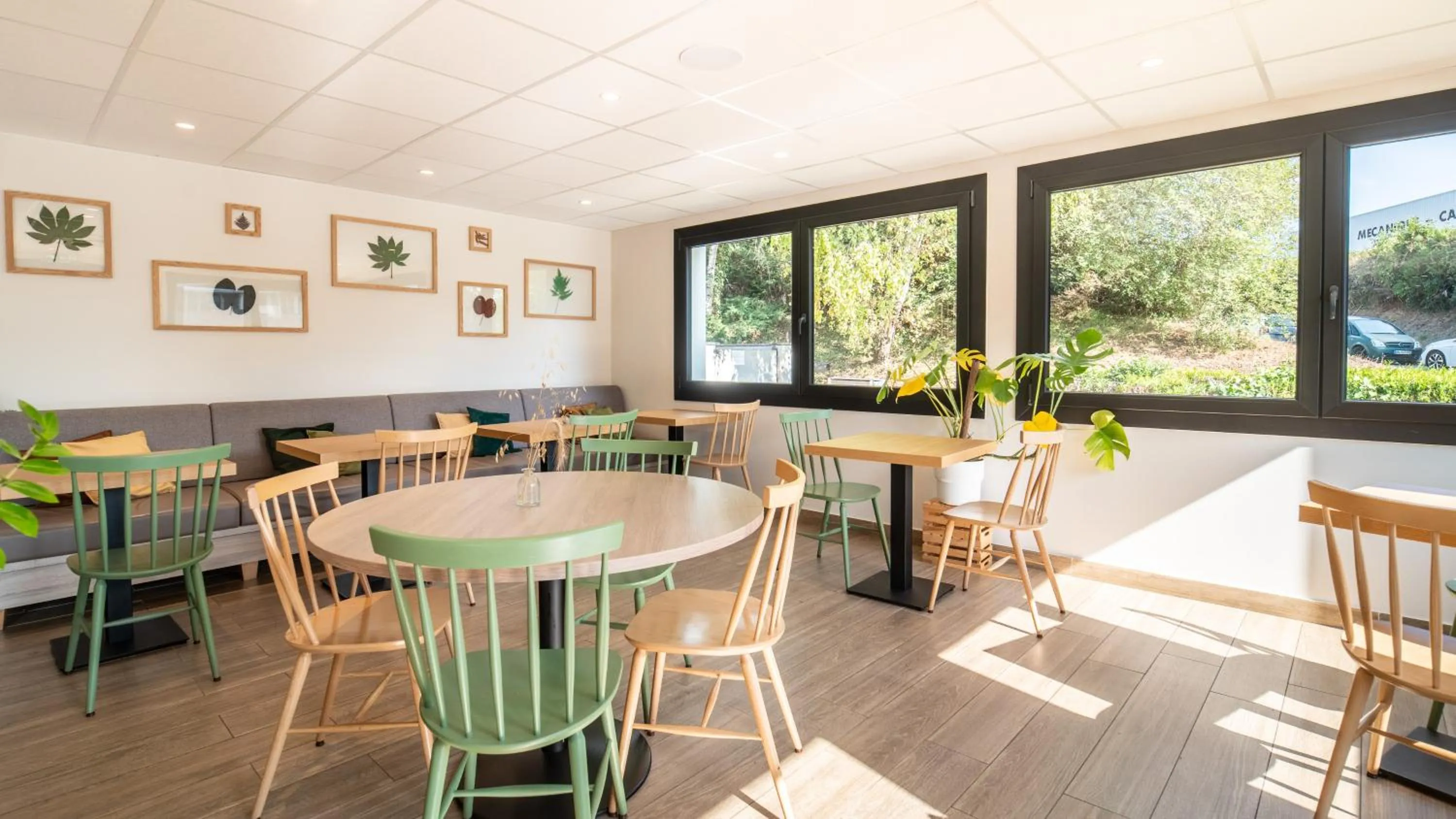 Restaurant/places to eat in Campanile Limoges Nord