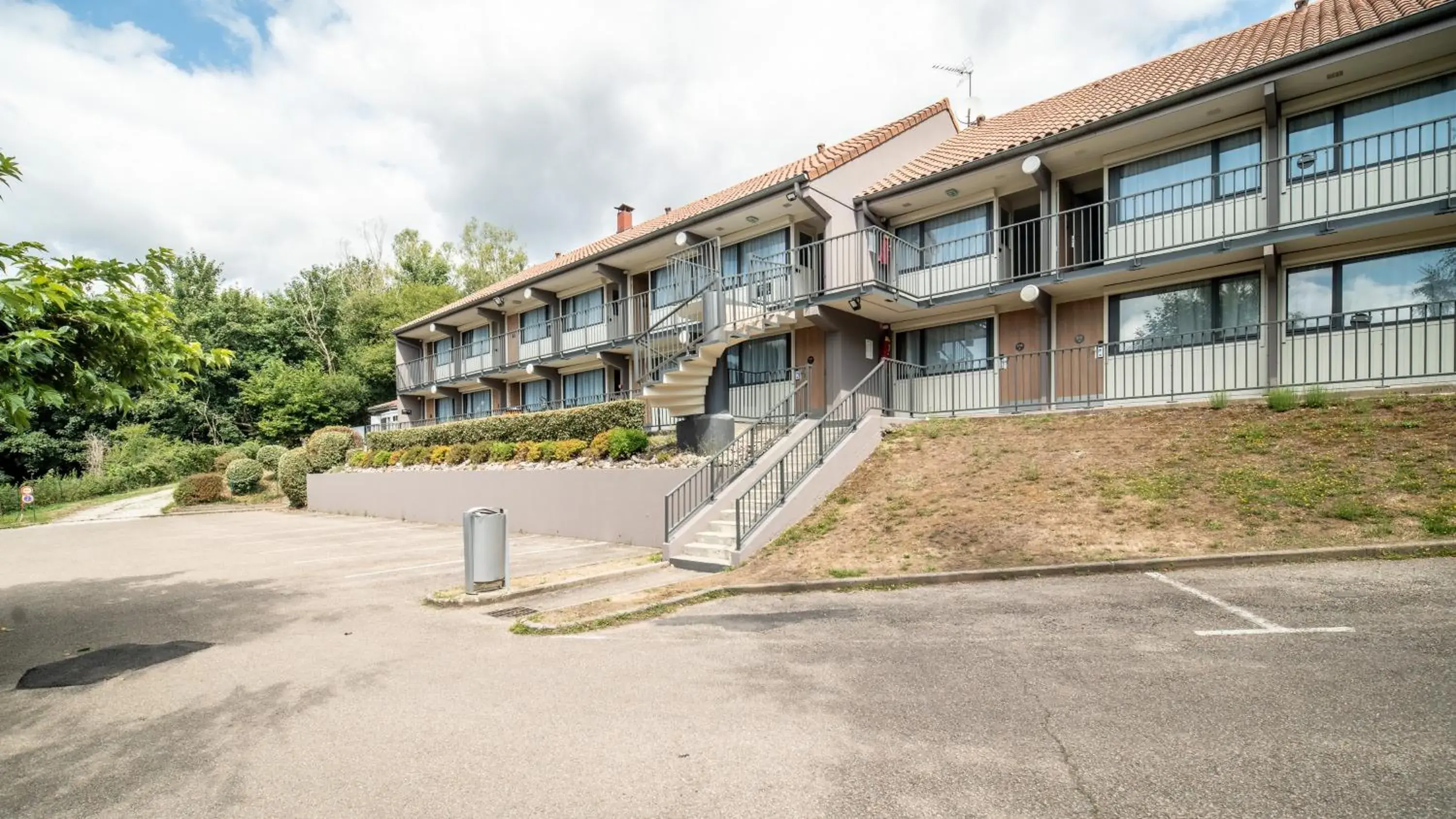 Property building in Campanile Limoges Nord Property building in Campanile Limoges Nord