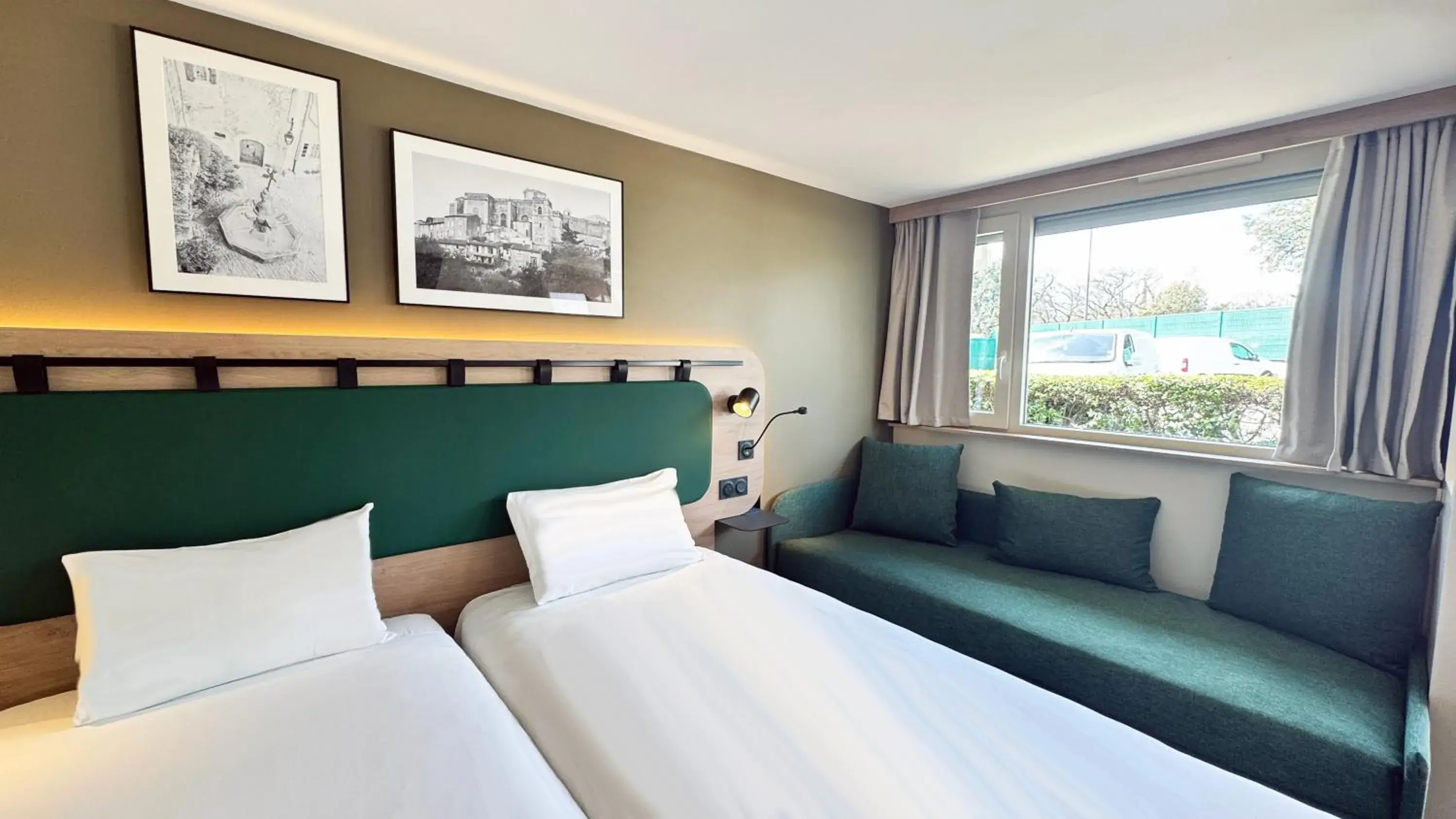 Bed in Campanile Limoges Nord Bed in Campanile Limoges Nord