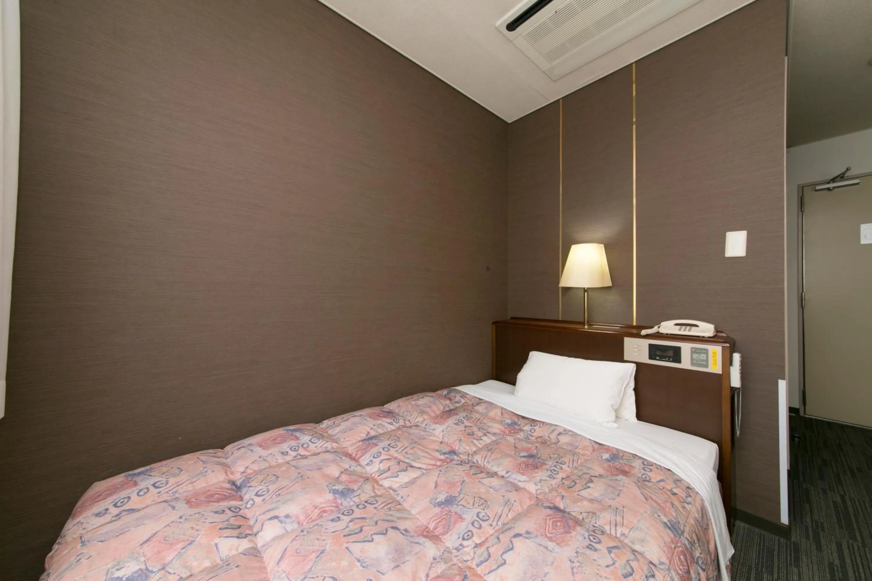 Photo of the whole room, Bed in Nawa Plaza Hotel