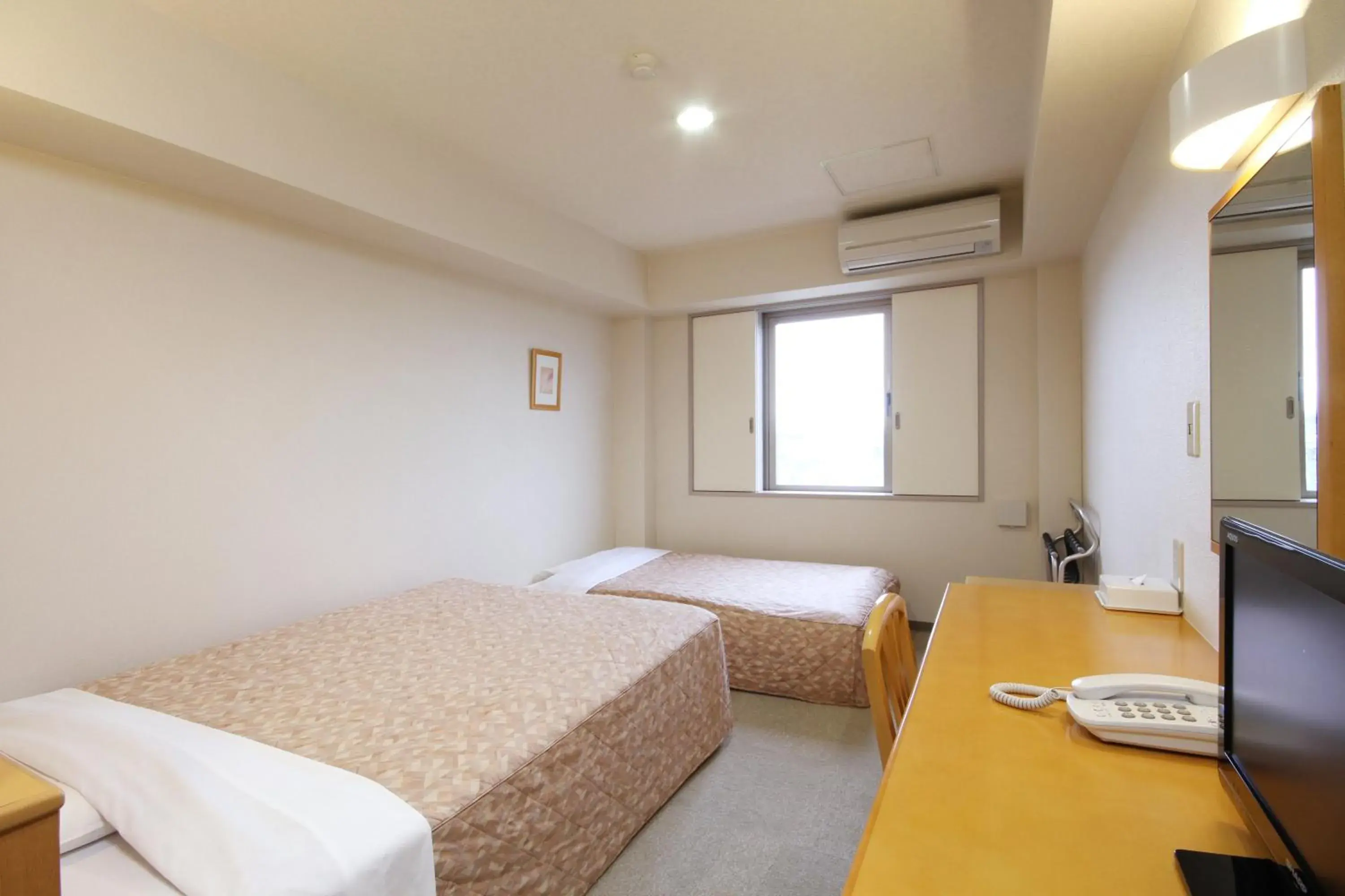 Photo of the whole room, Bed in Best Inn Uozu Photo of the whole room, Bed in Best Inn Uozu