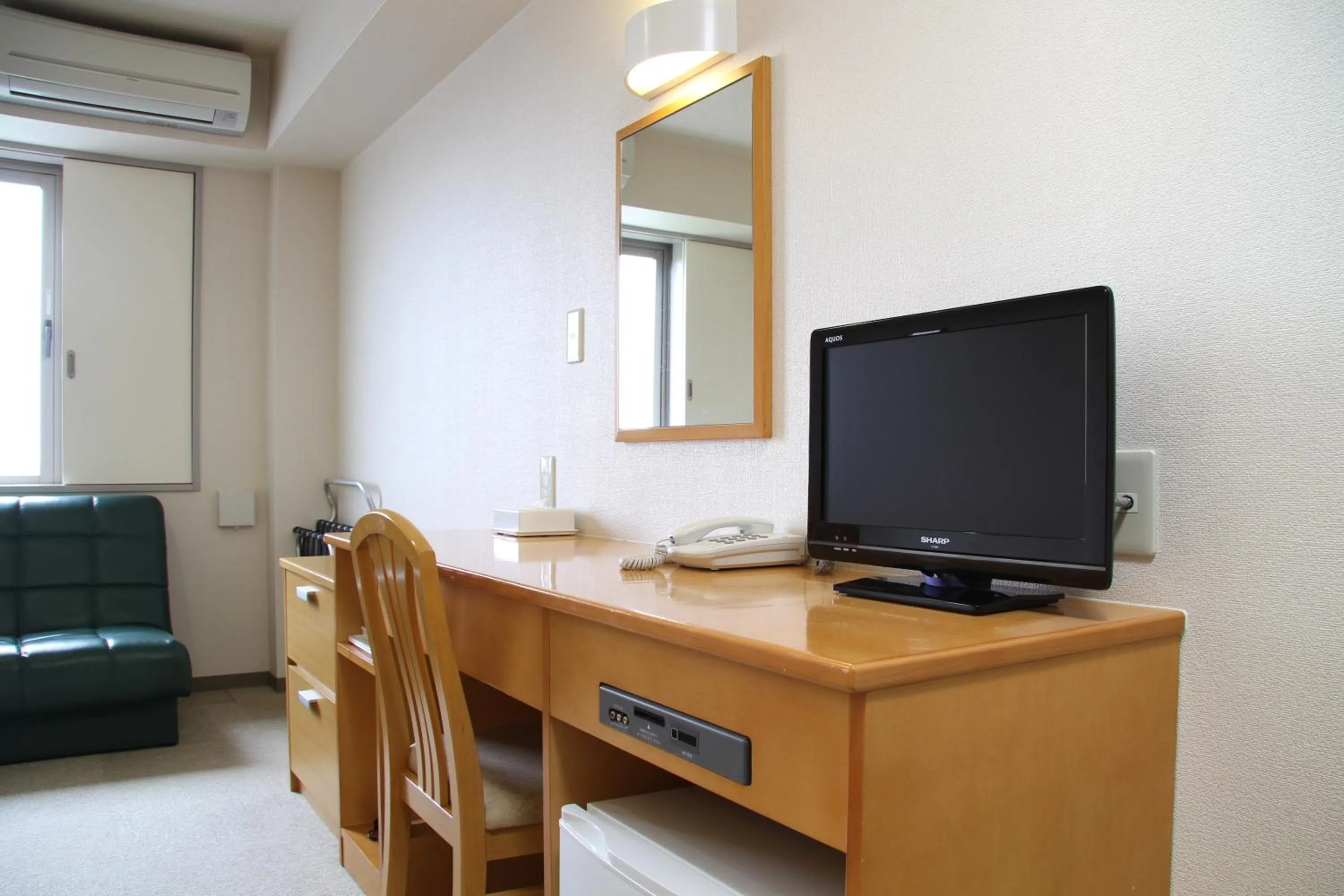 TV and multimedia in Best Inn Uozu