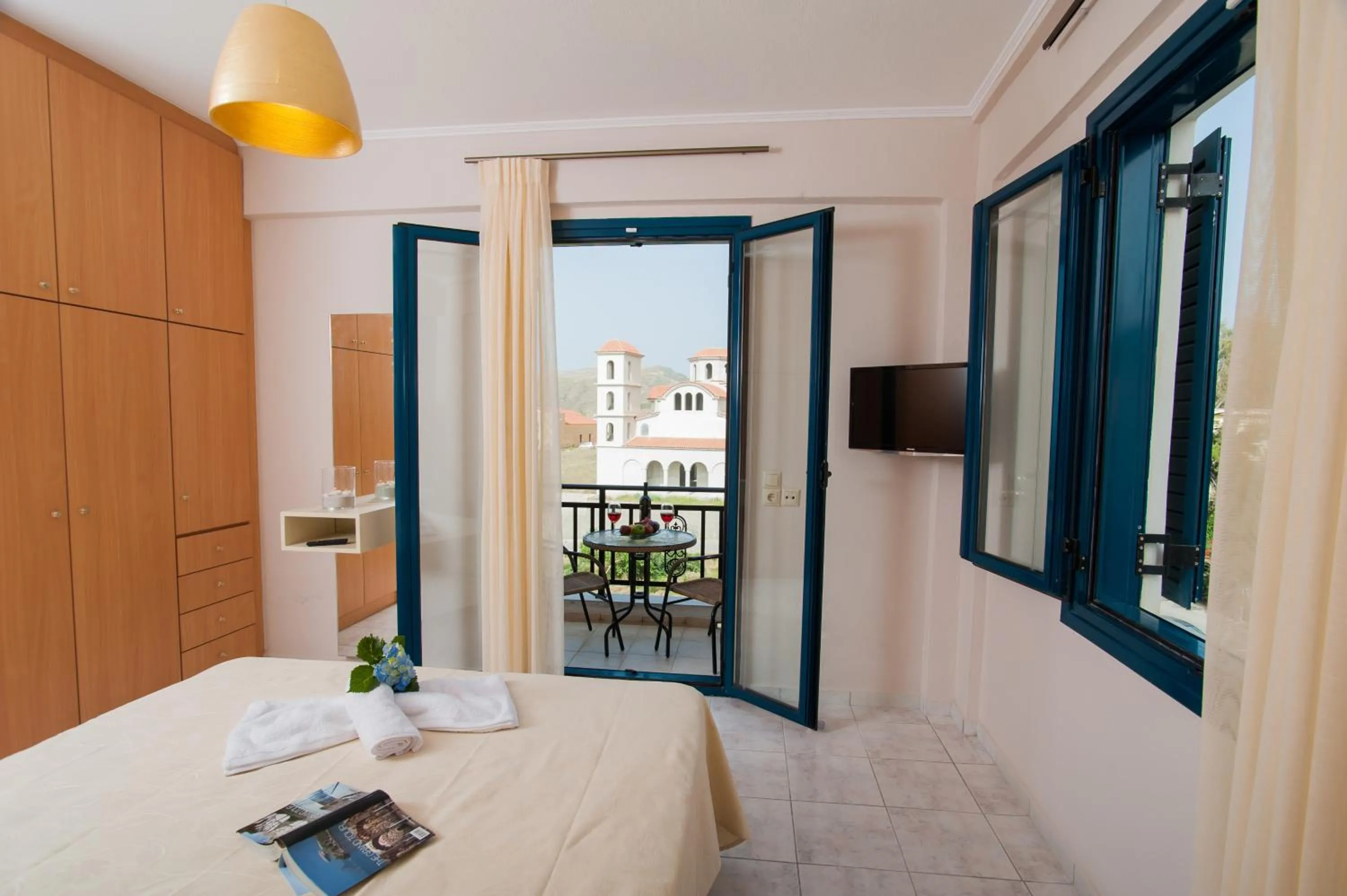 View (from property/room), Bed in Crete Residence Villas