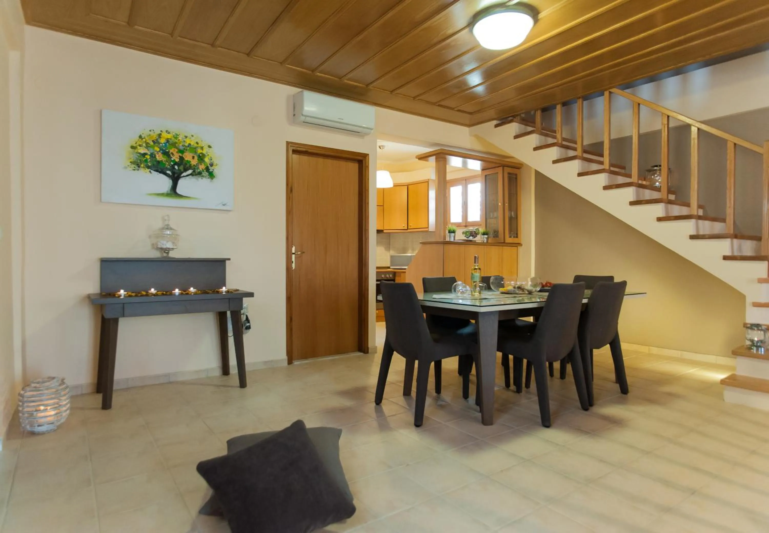 Photo of the whole room in Crete Residence Villas