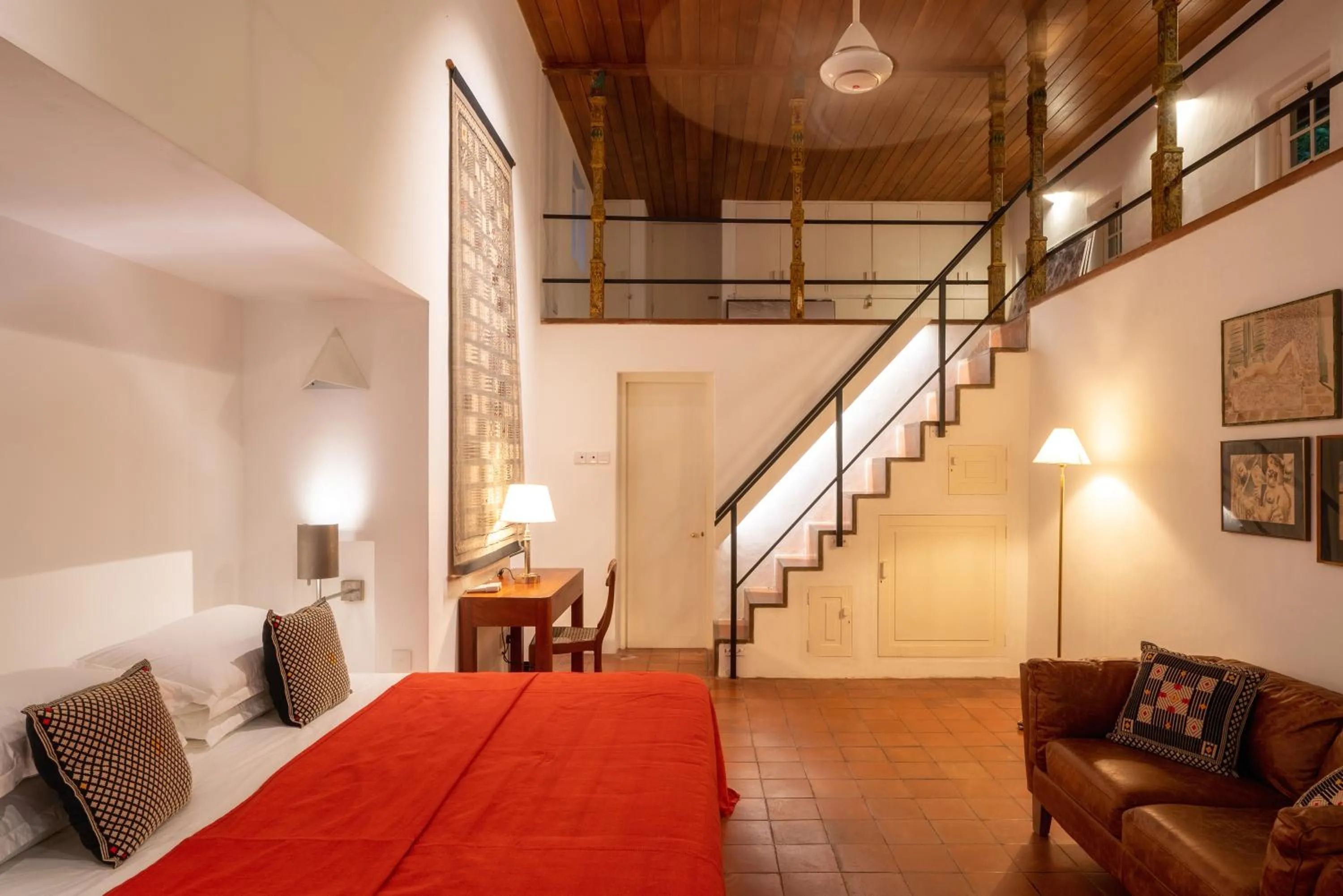 Bedroom in De Saram House by Geoffrey Bawa