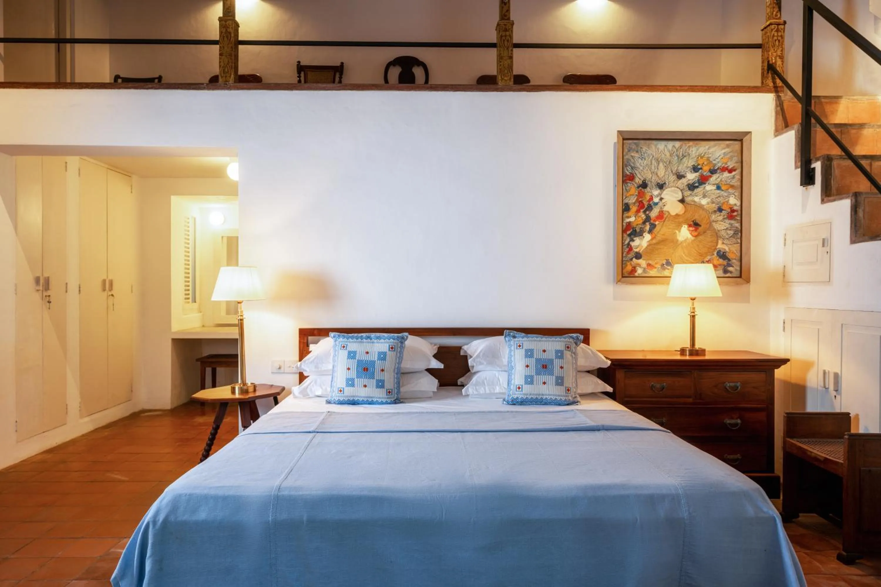 Bedroom, Bed in De Saram House by Geoffrey Bawa