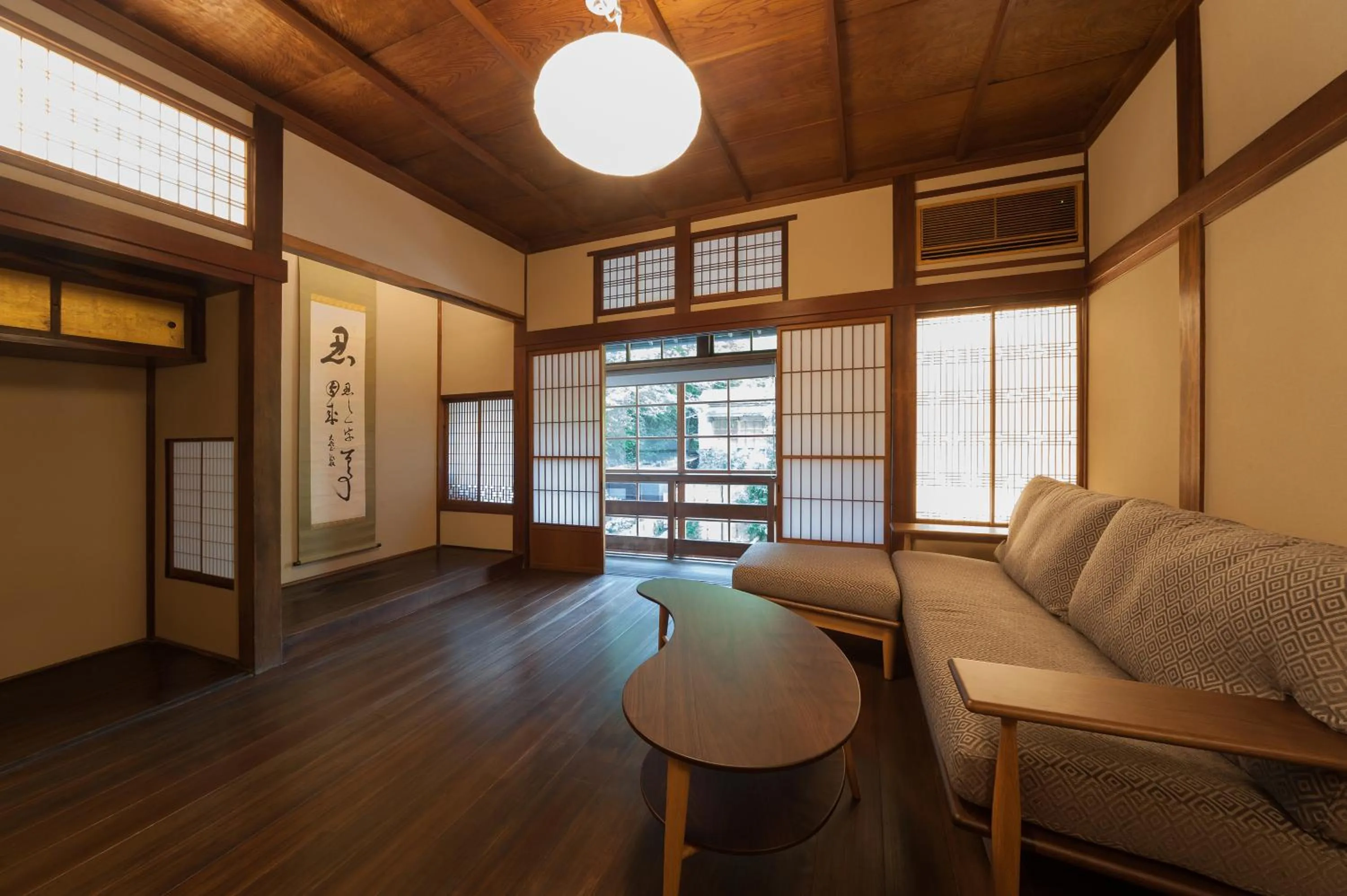 Photo of the whole room in KANSUIRO ANNEX