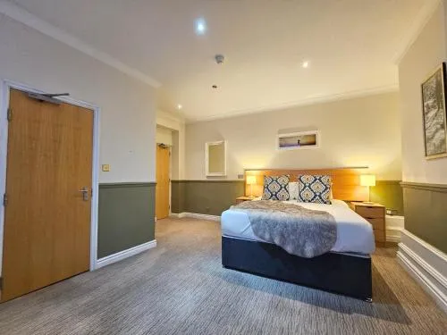 Derwent Manor Apartments