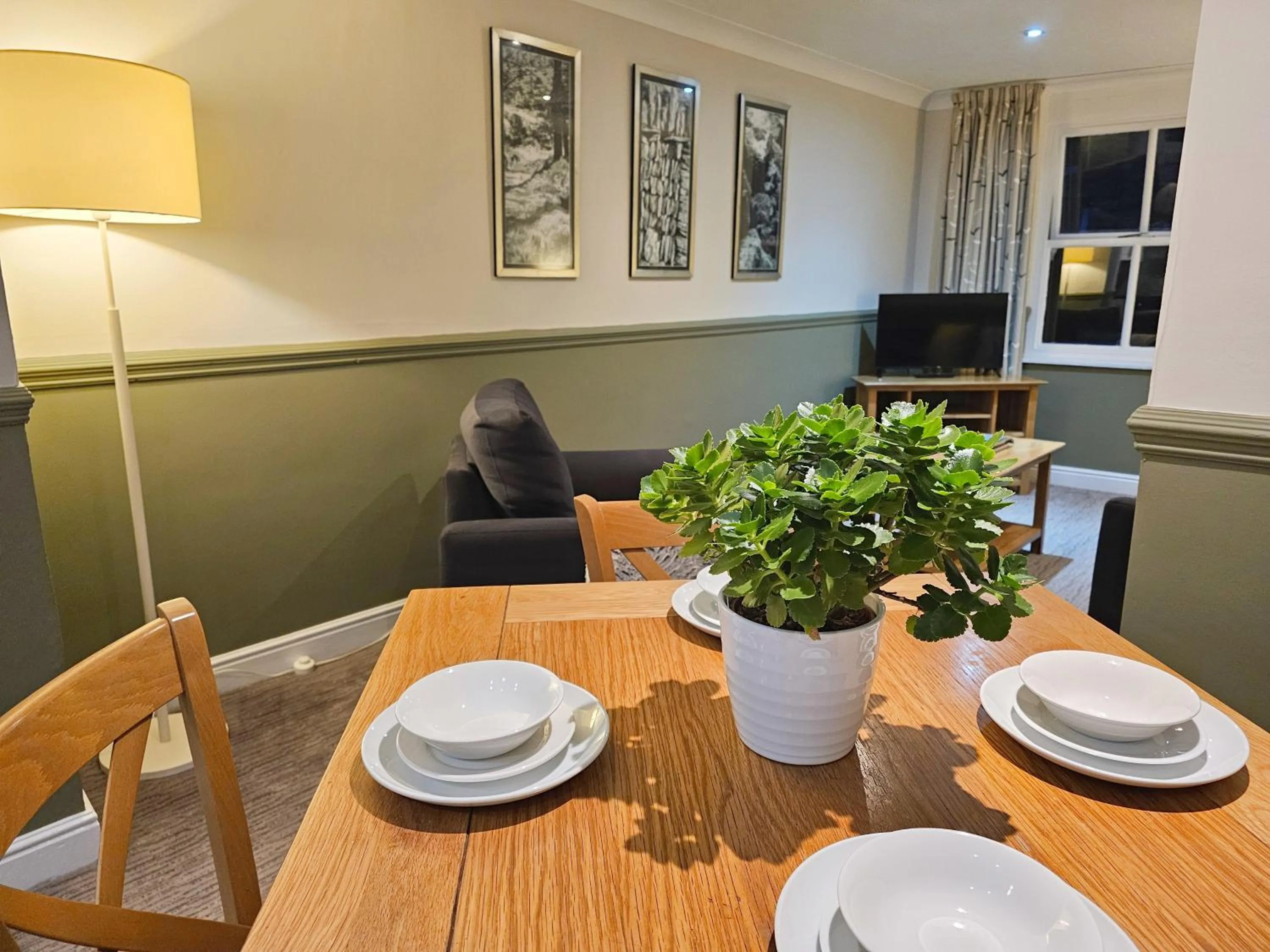 Living room in Derwent Manor Apartments