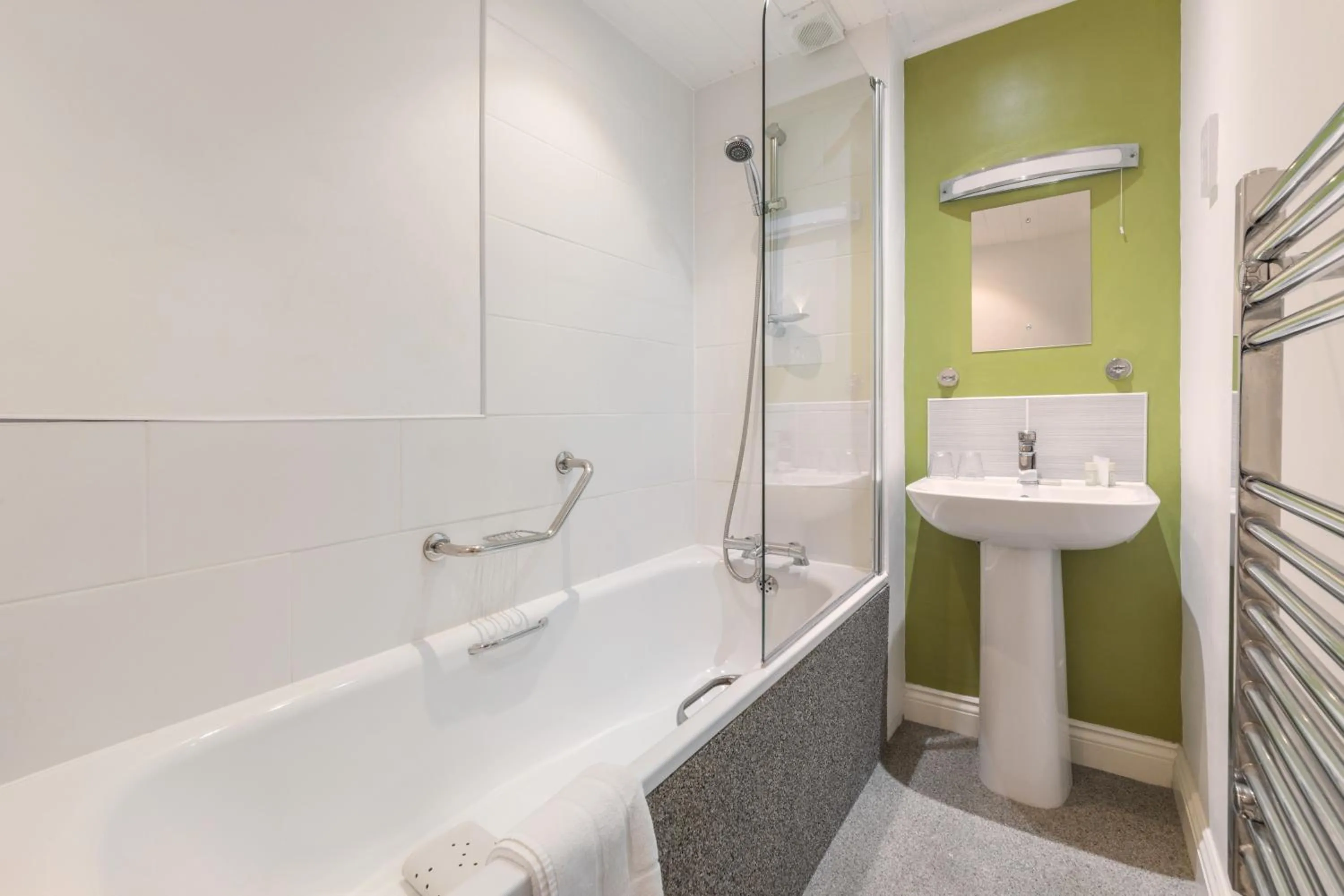Bathroom in Derwent Manor Apartments