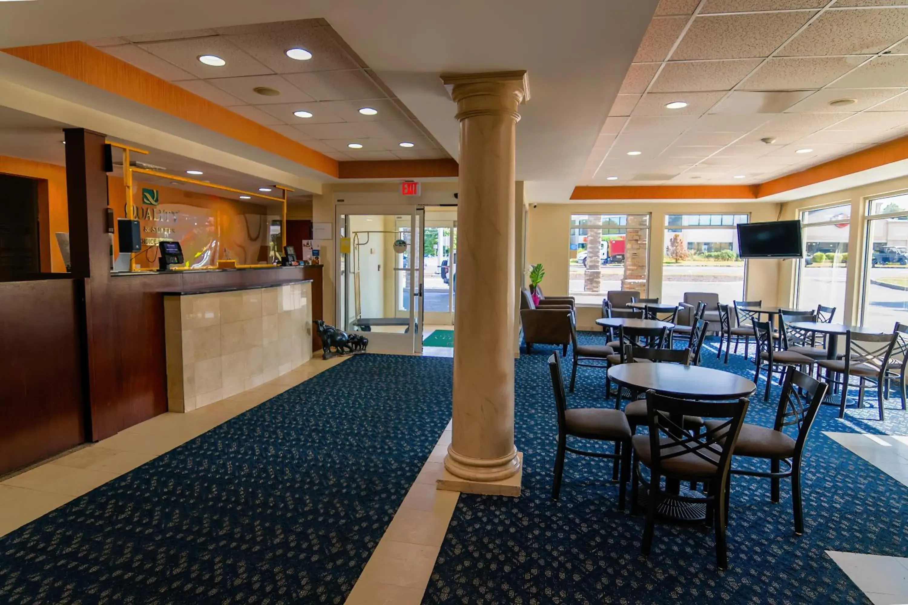 Lobby or reception in Quality Inn & Suites Danbury near University Lobby or reception in Quality Inn & Suites Danbury near University