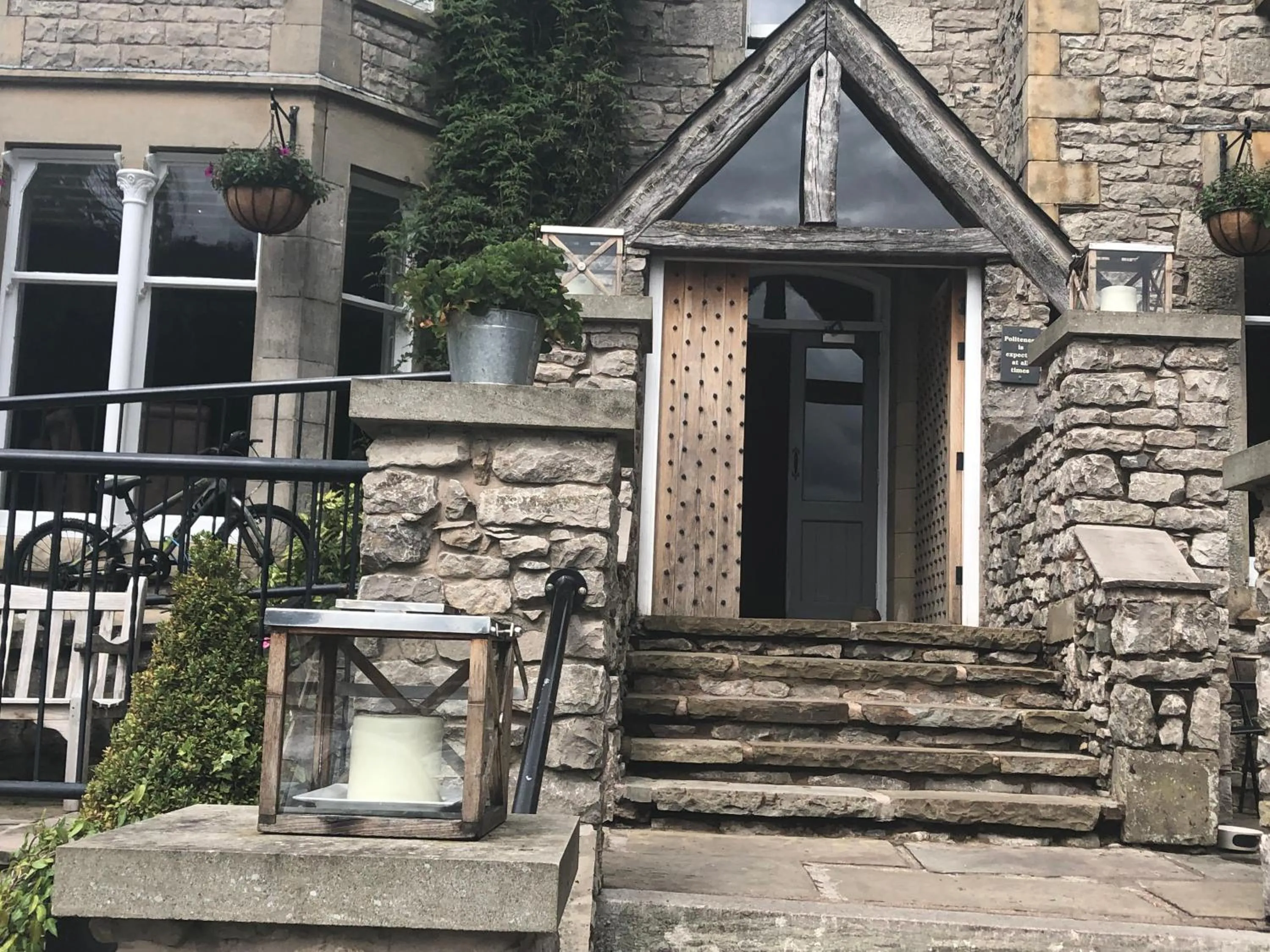 Facade/entrance in Romneys Apartments & Suites