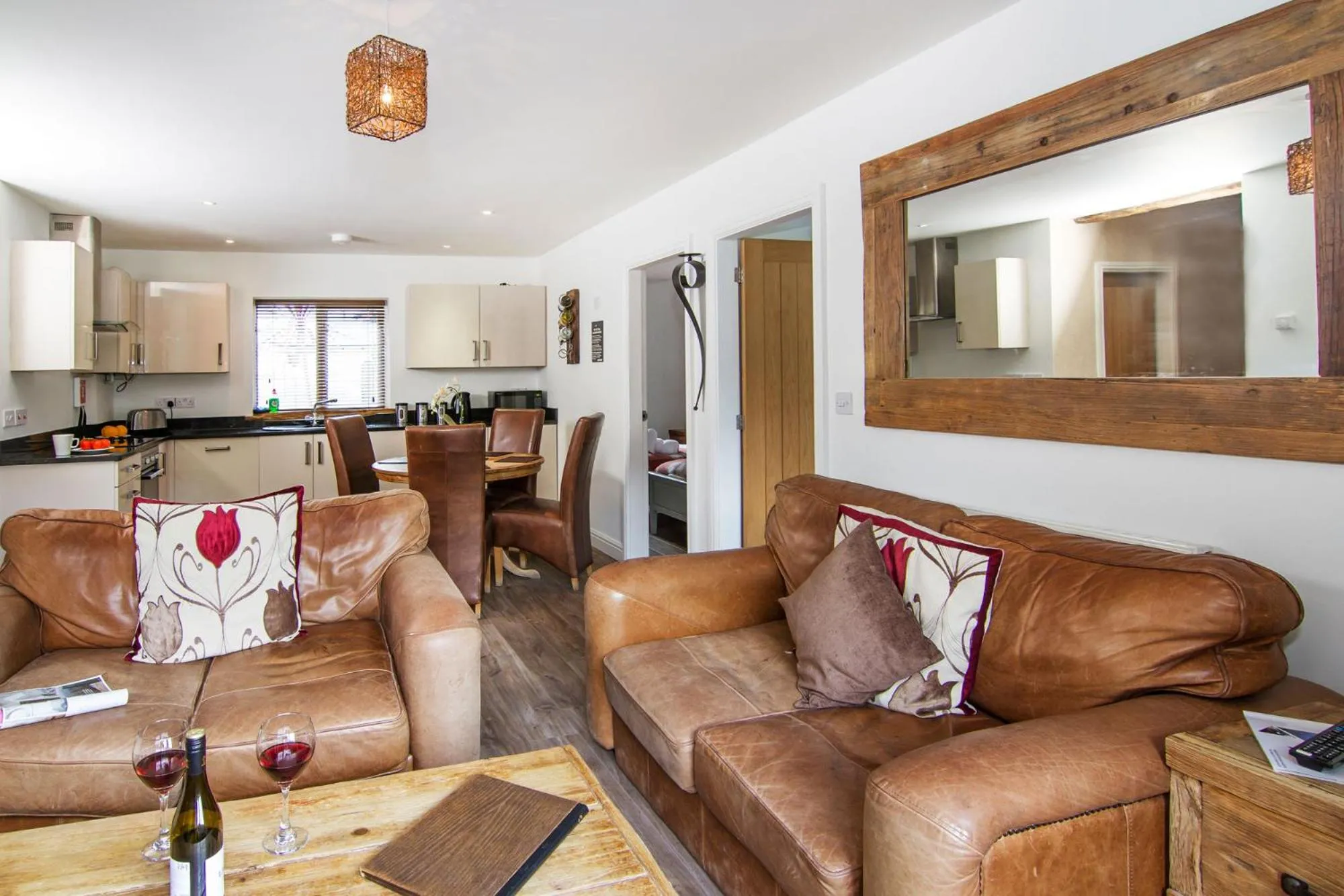 Kitchen or kitchenette in Romneys Apartments & Suites