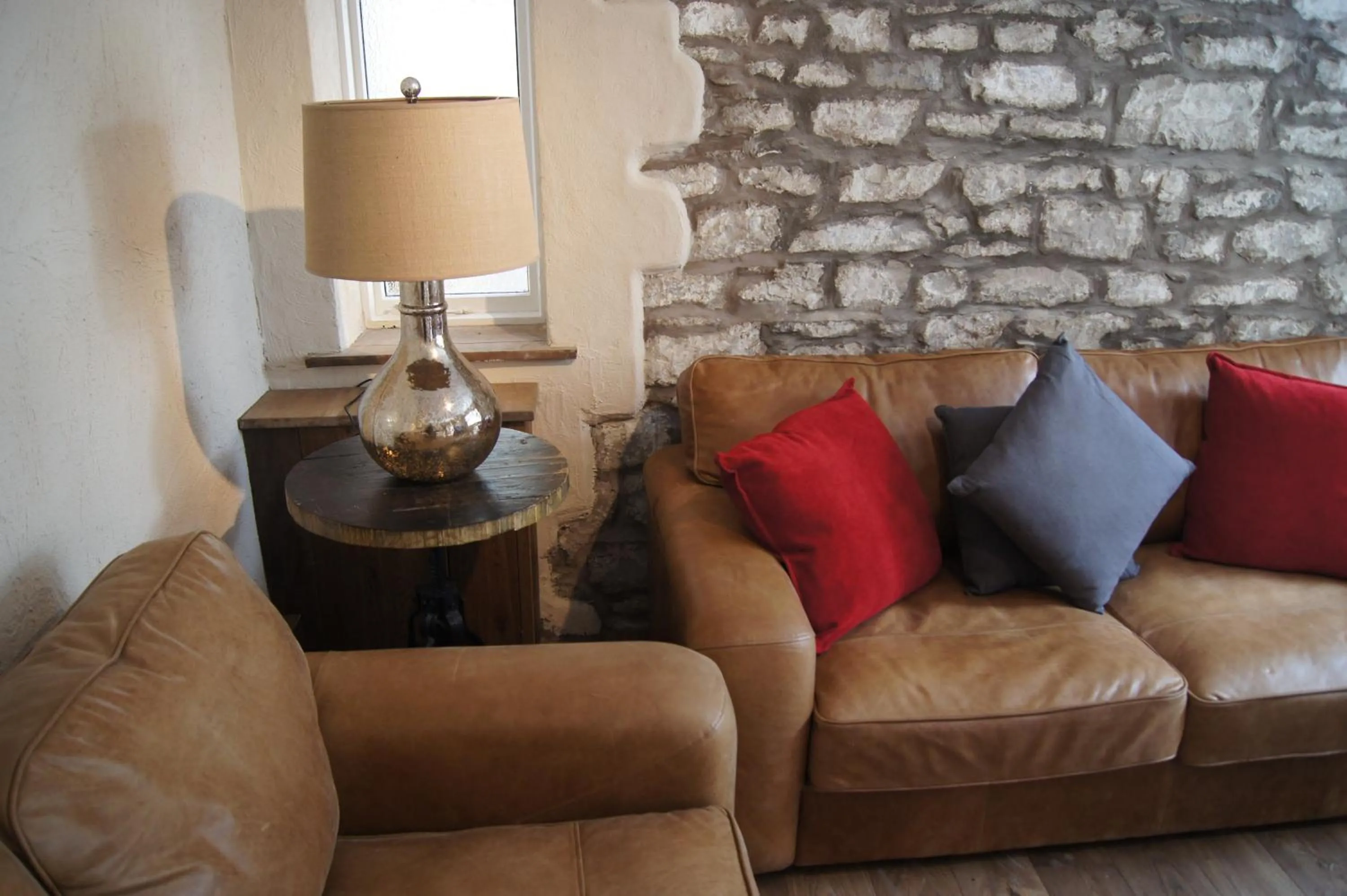 Living room in Romneys Apartments & Suites