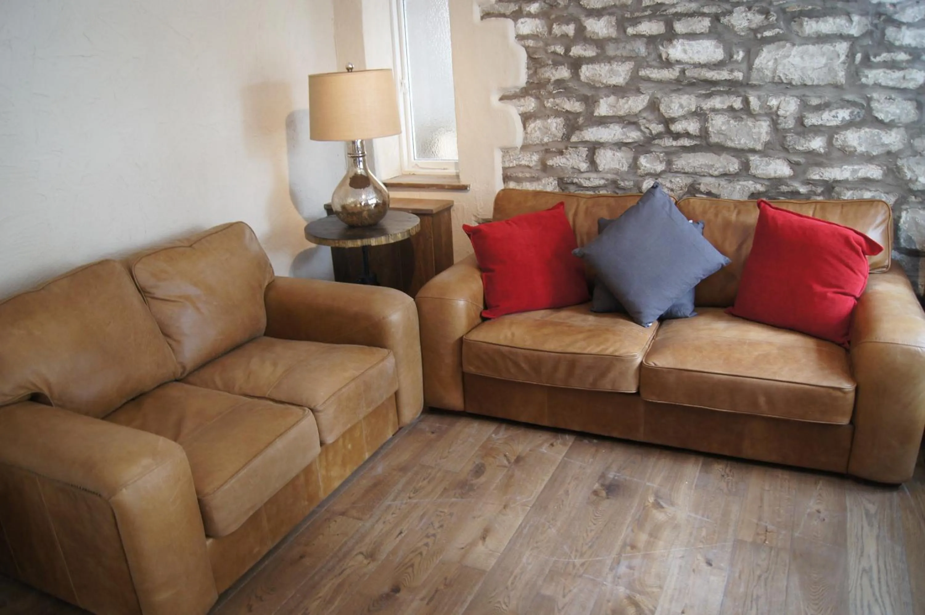 Living room in Romneys Apartments & Suites