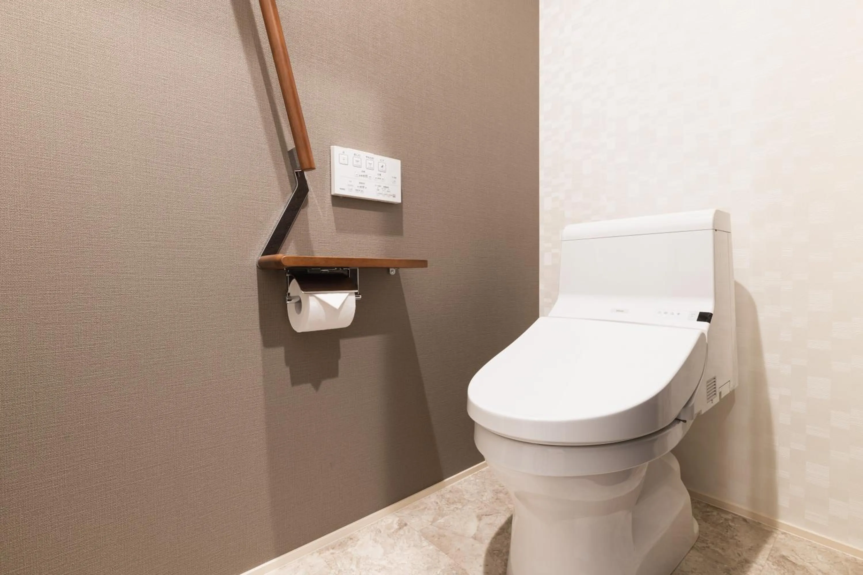 Toilet in GRAND BASE Nagasaki Ekimae