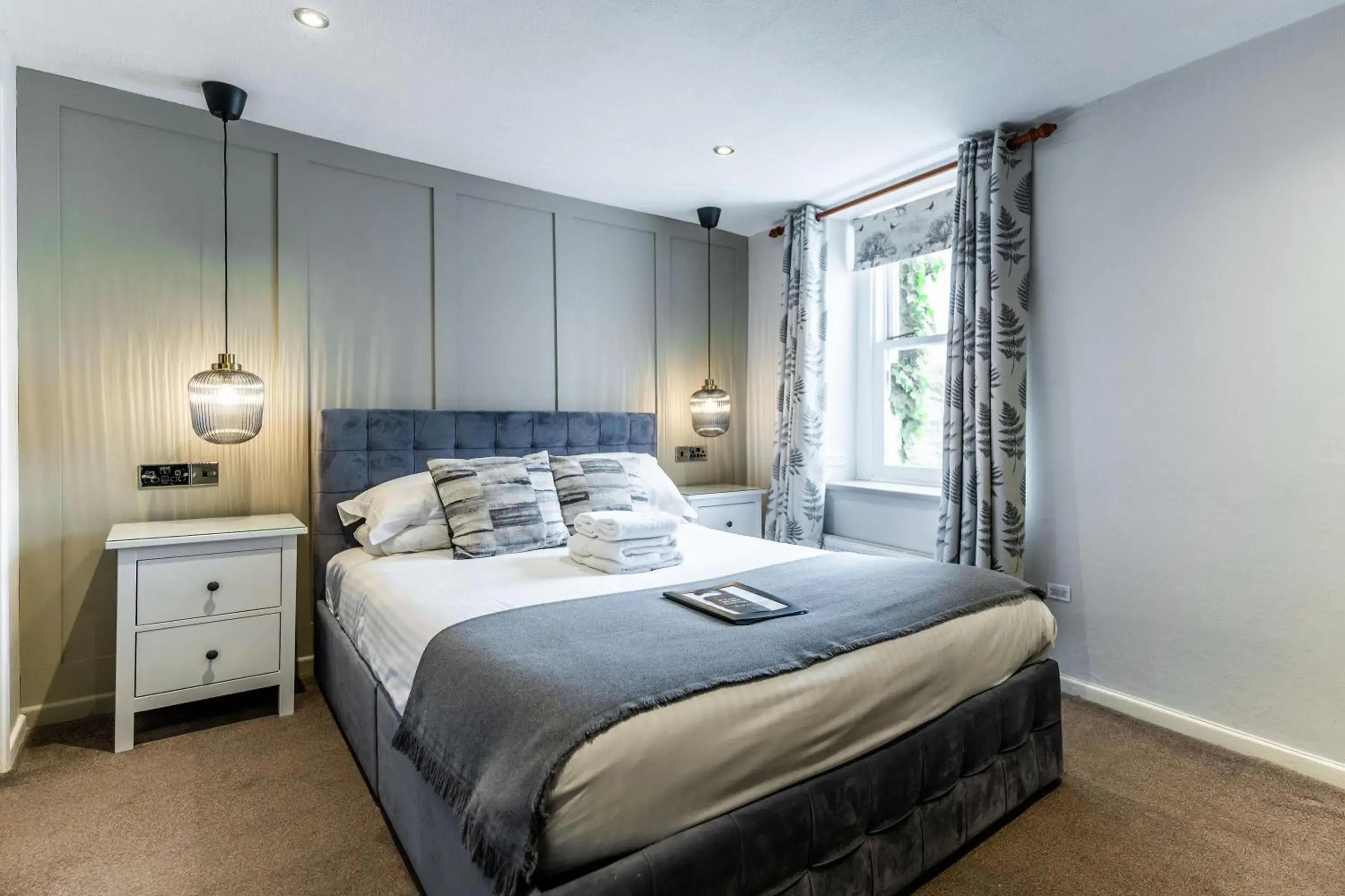 King Room in Black Horse Hotel King Room in Black Horse Hotel