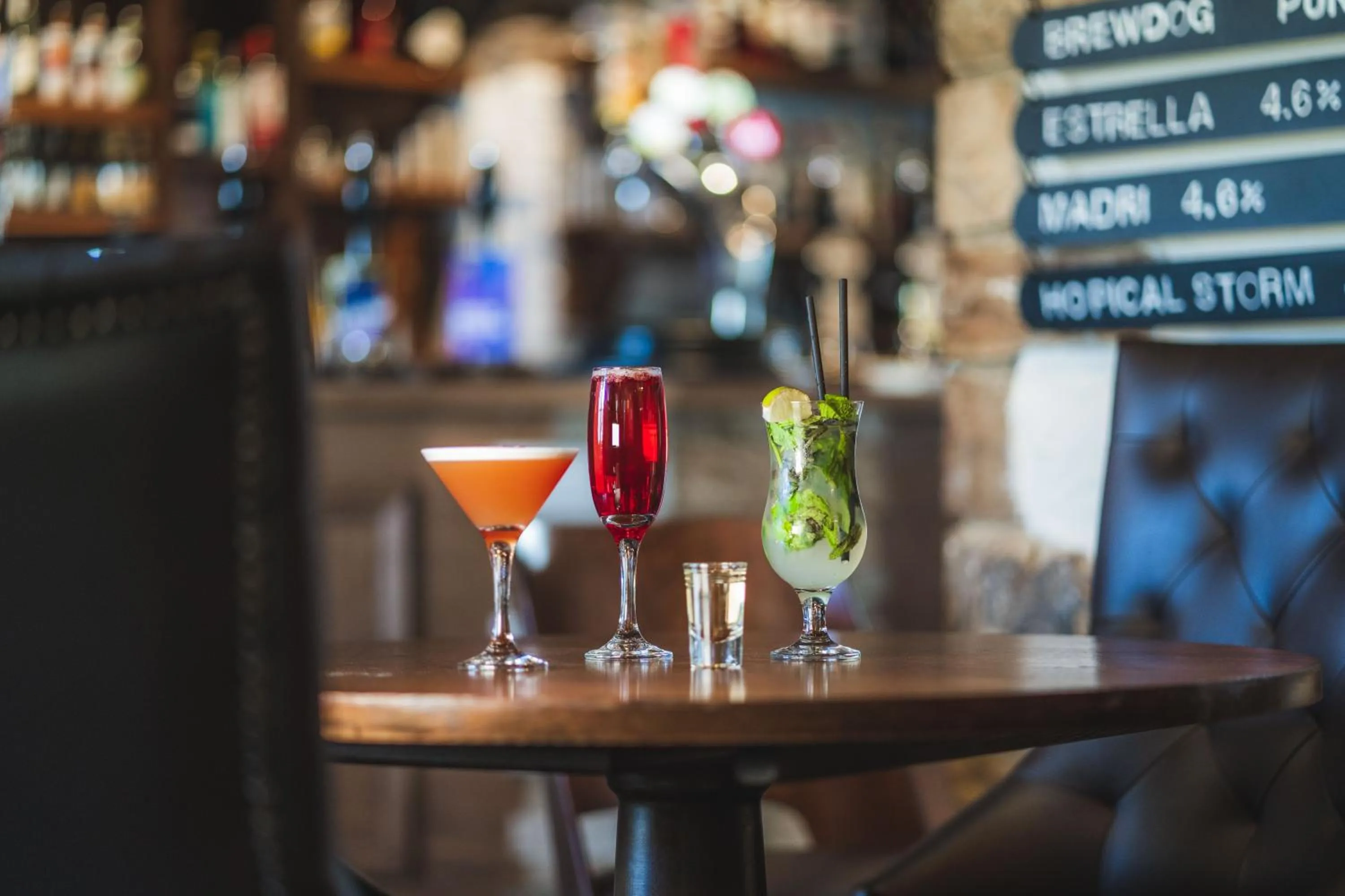 Lounge or bar in Black Horse Hotel