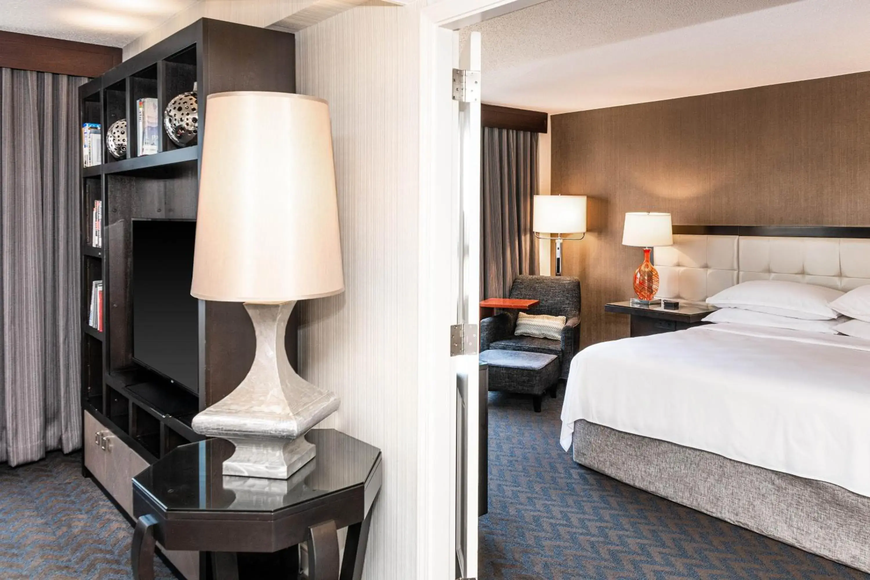 Suite, Executive Suite, 1 King, Sofa bed in Sheraton Indianapolis City Centre Hotel Suite, Executive Suite, 1 King, Sofa bed in Sheraton Indianapolis City Centre Hotel