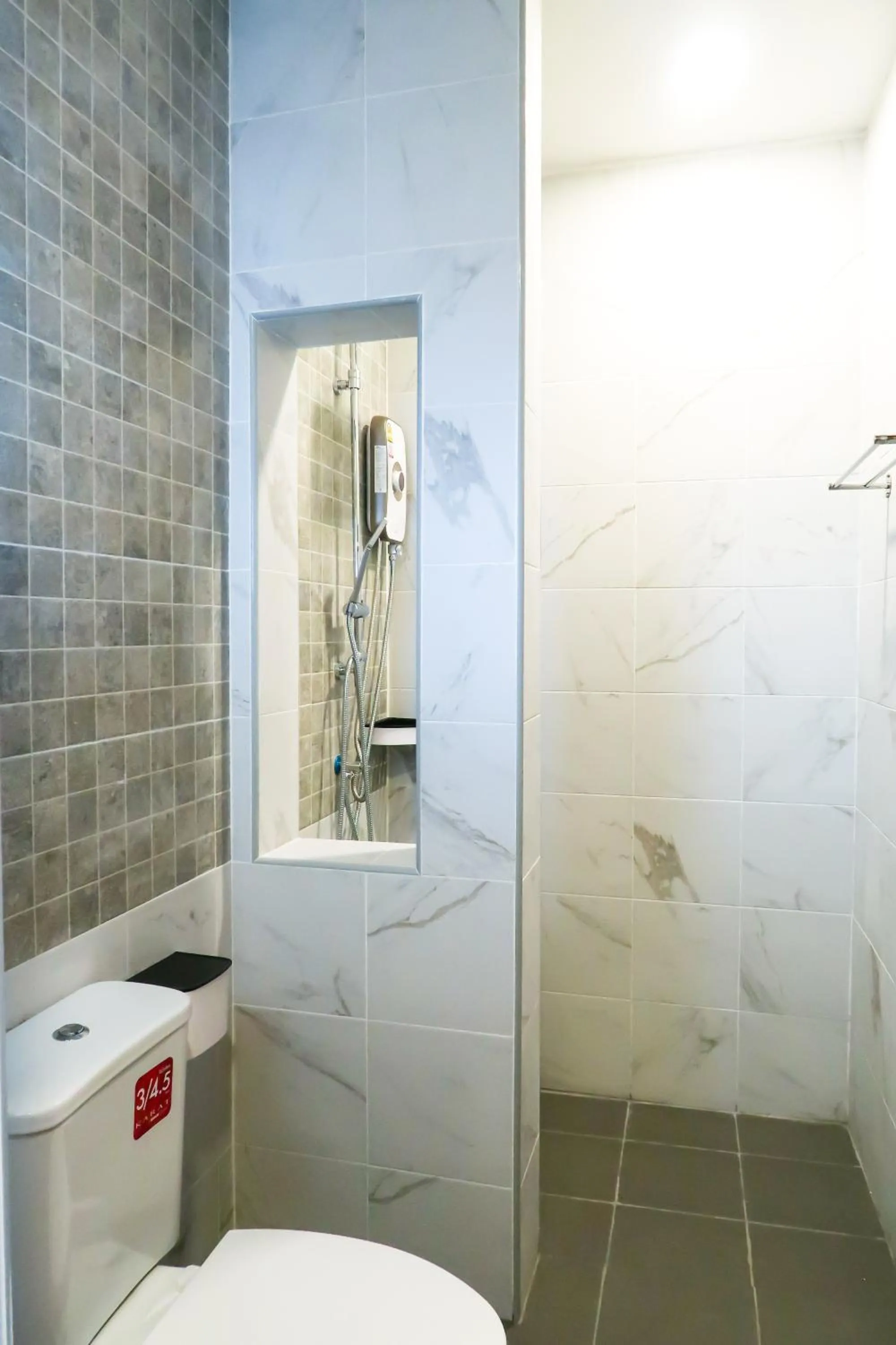 Shower in Home de Bear