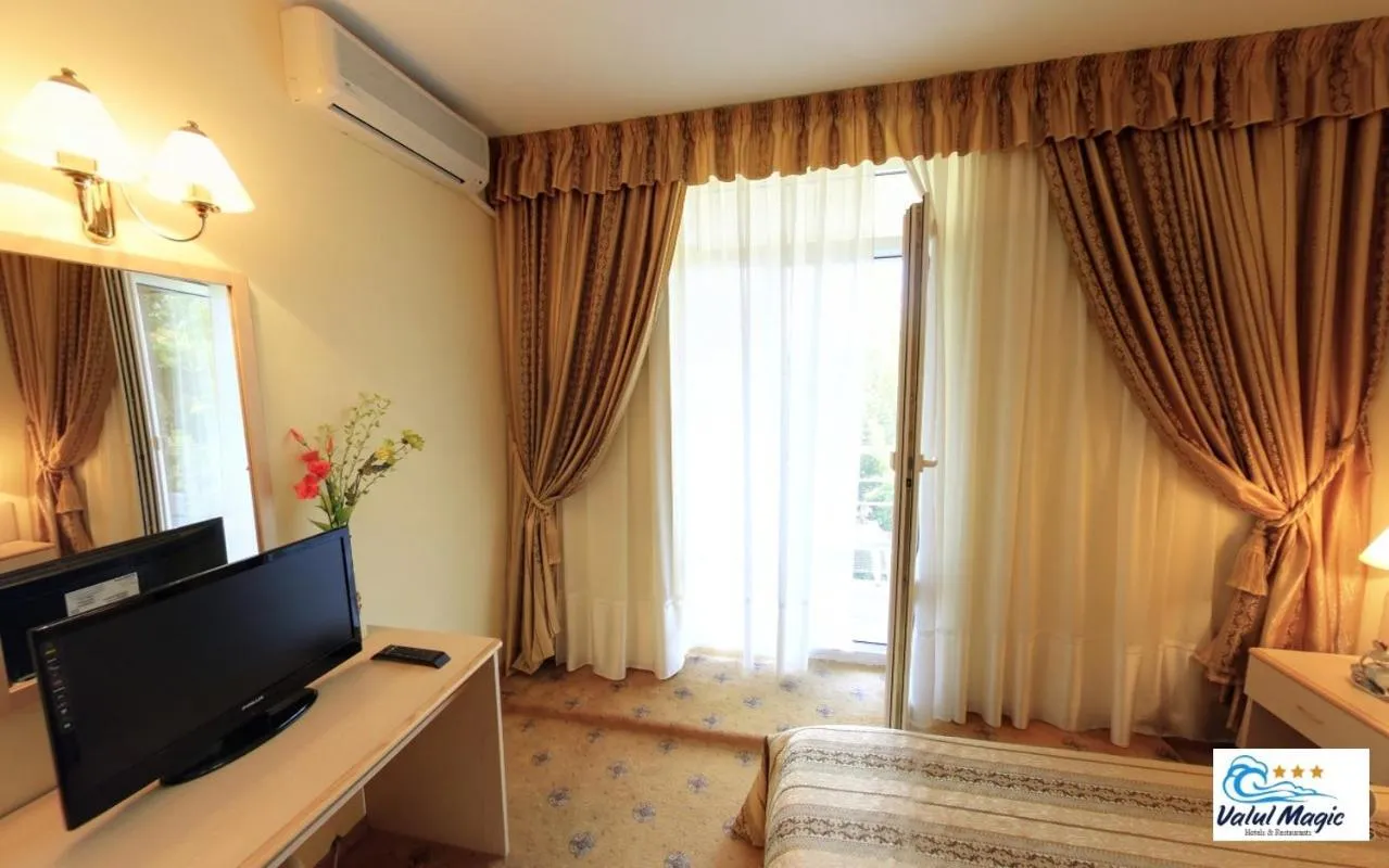 TV and multimedia in Hotel Valul Magic