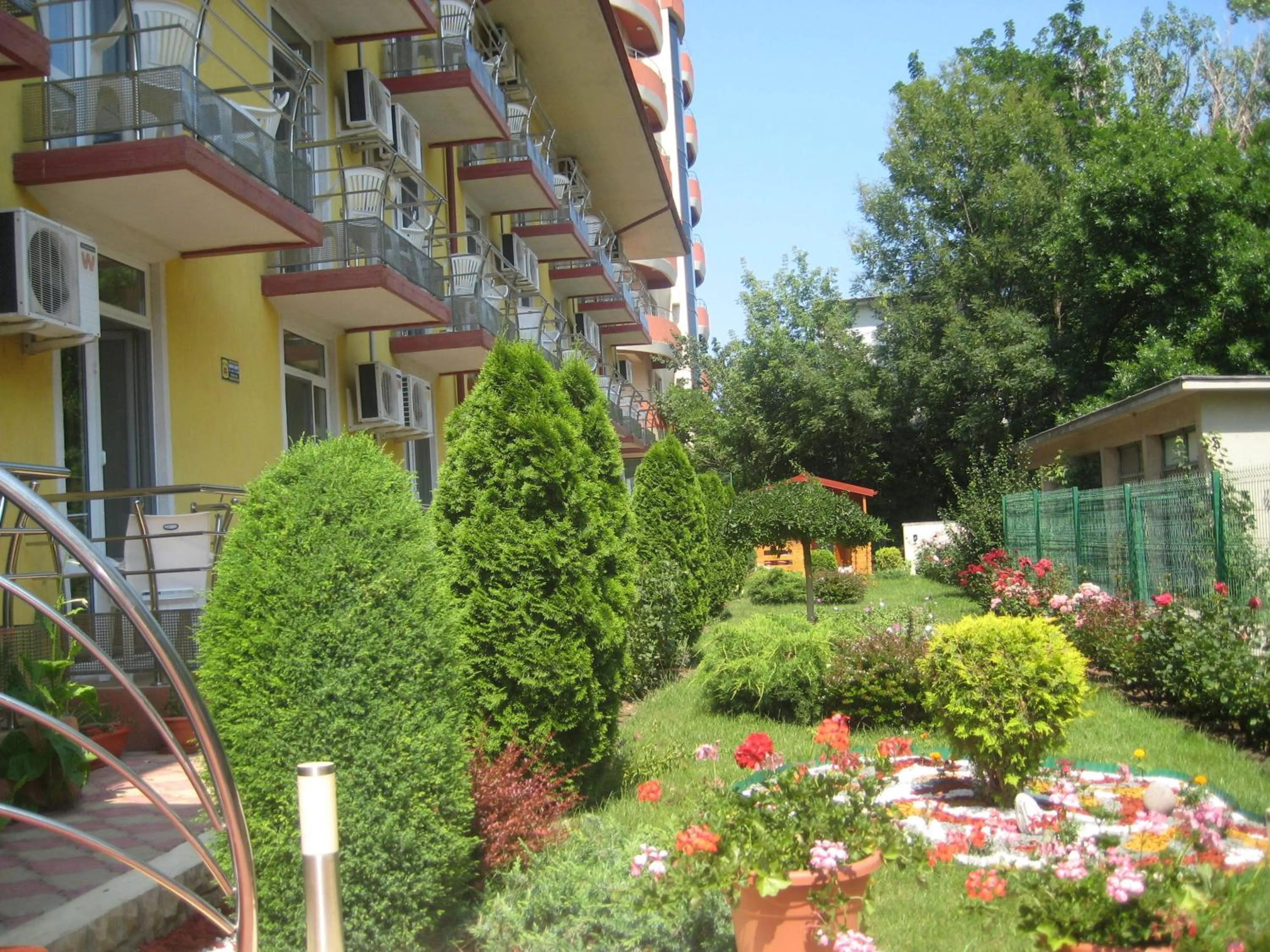 Garden in Hotel Valul Magic