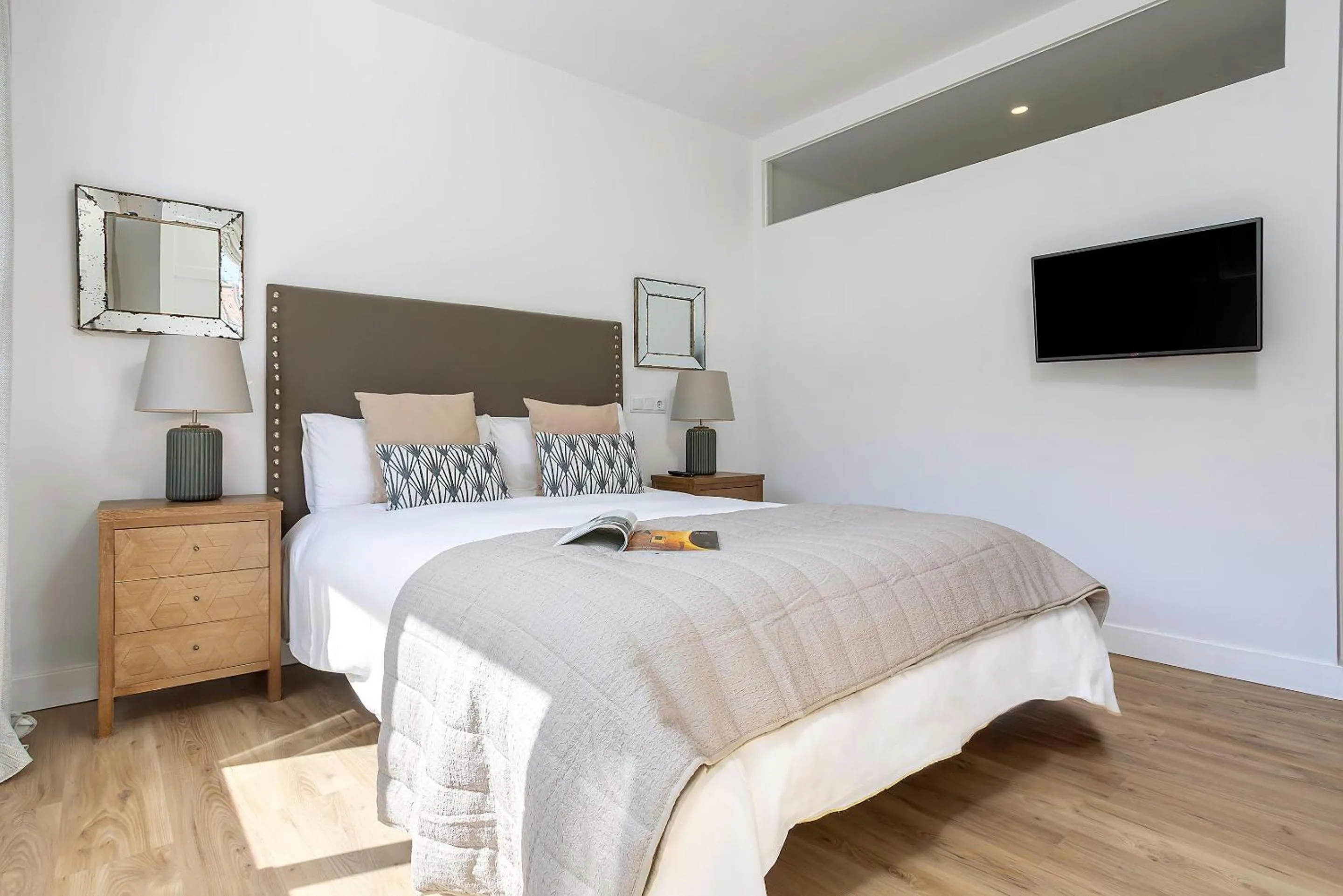 Genteel Home Paseo de Reding