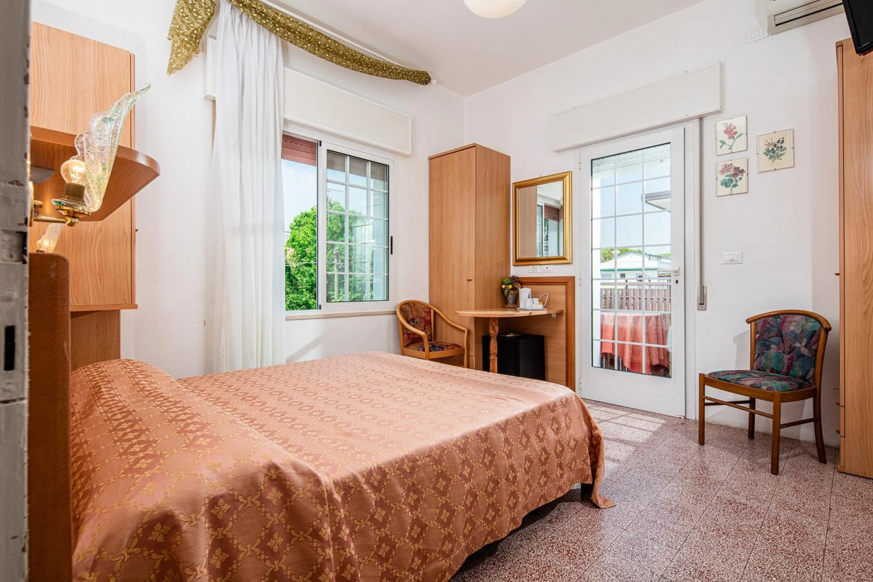 Photo of the whole room, Bed in Hotel Marco Polo