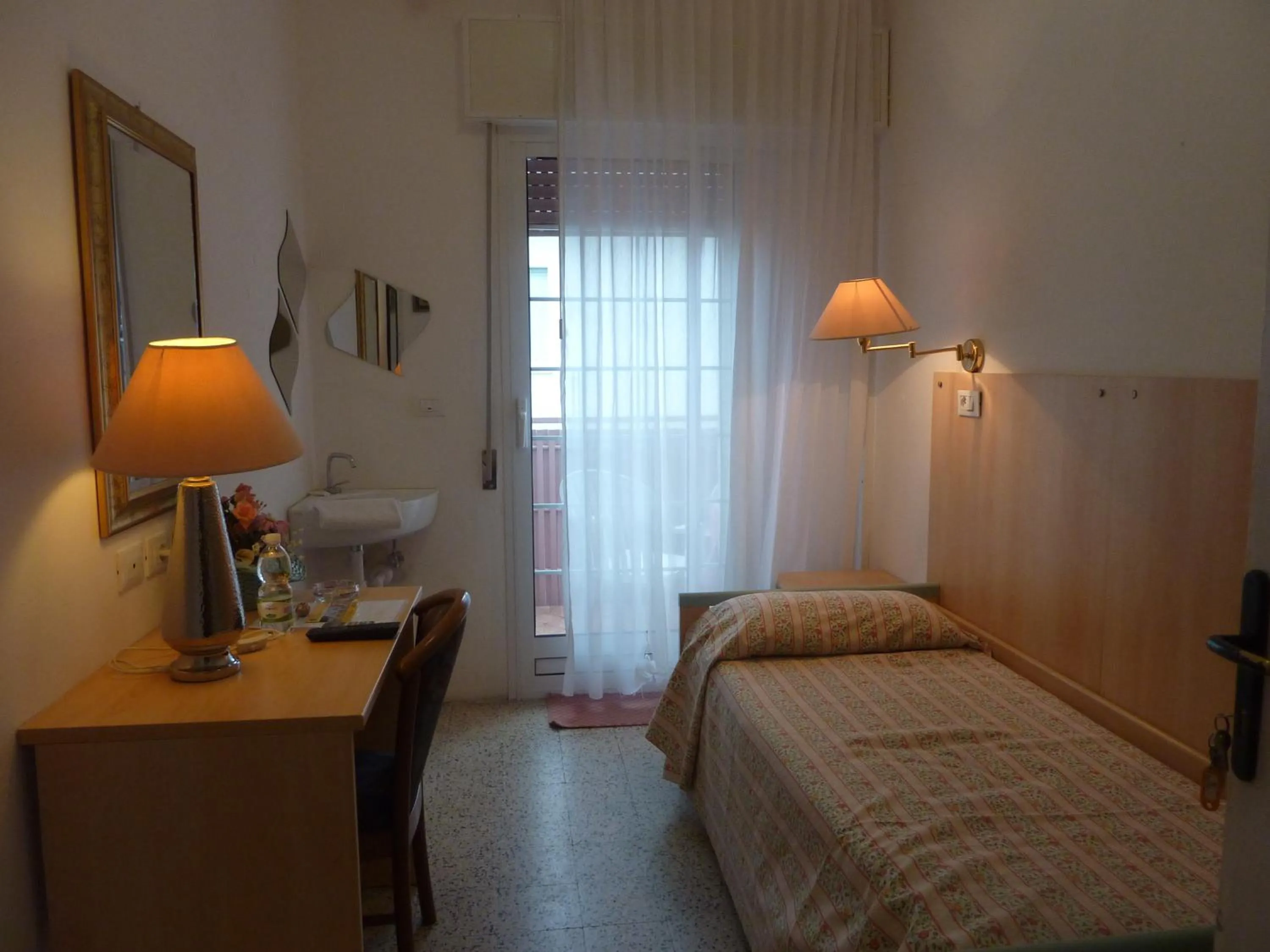 Bed in Hotel Marco Polo