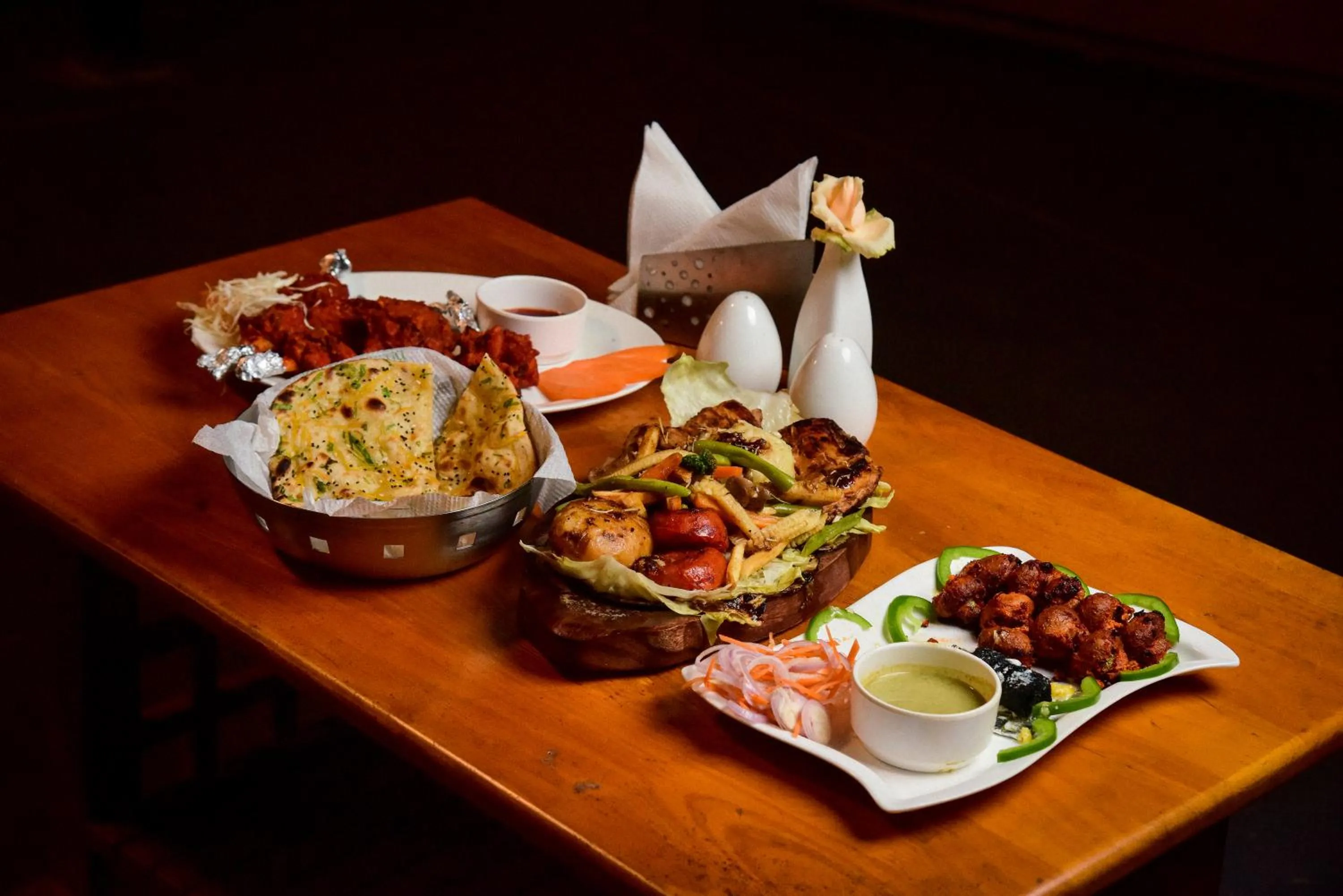 Food in Kuruva Island Resort And Spa - By KABINI BREEZE