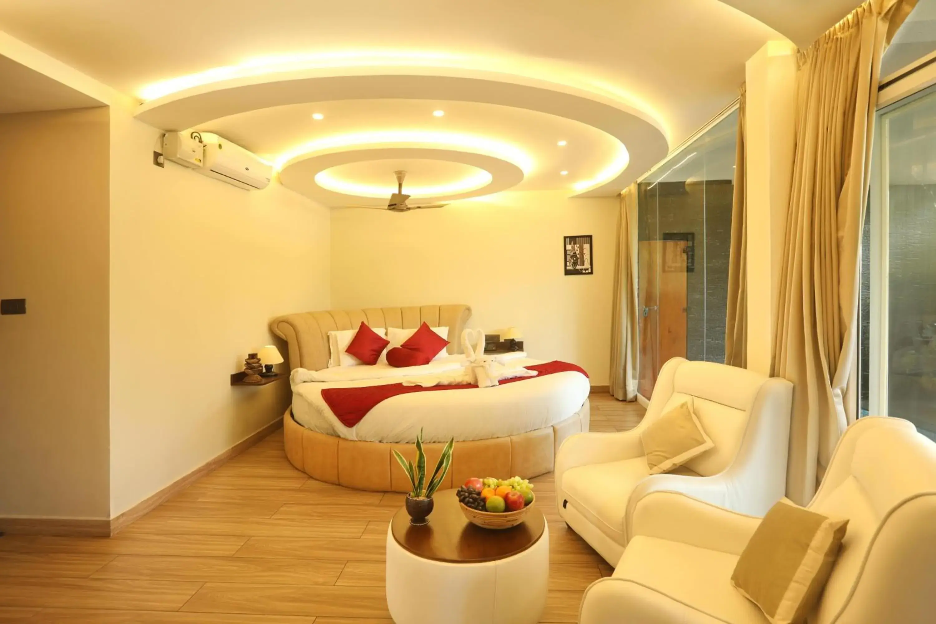 Property building, Bed in Kuruva Island Resort And Spa - By KABINI BREEZE Property building, Bed in Kuruva Island Resort And Spa - By KABINI BREEZE