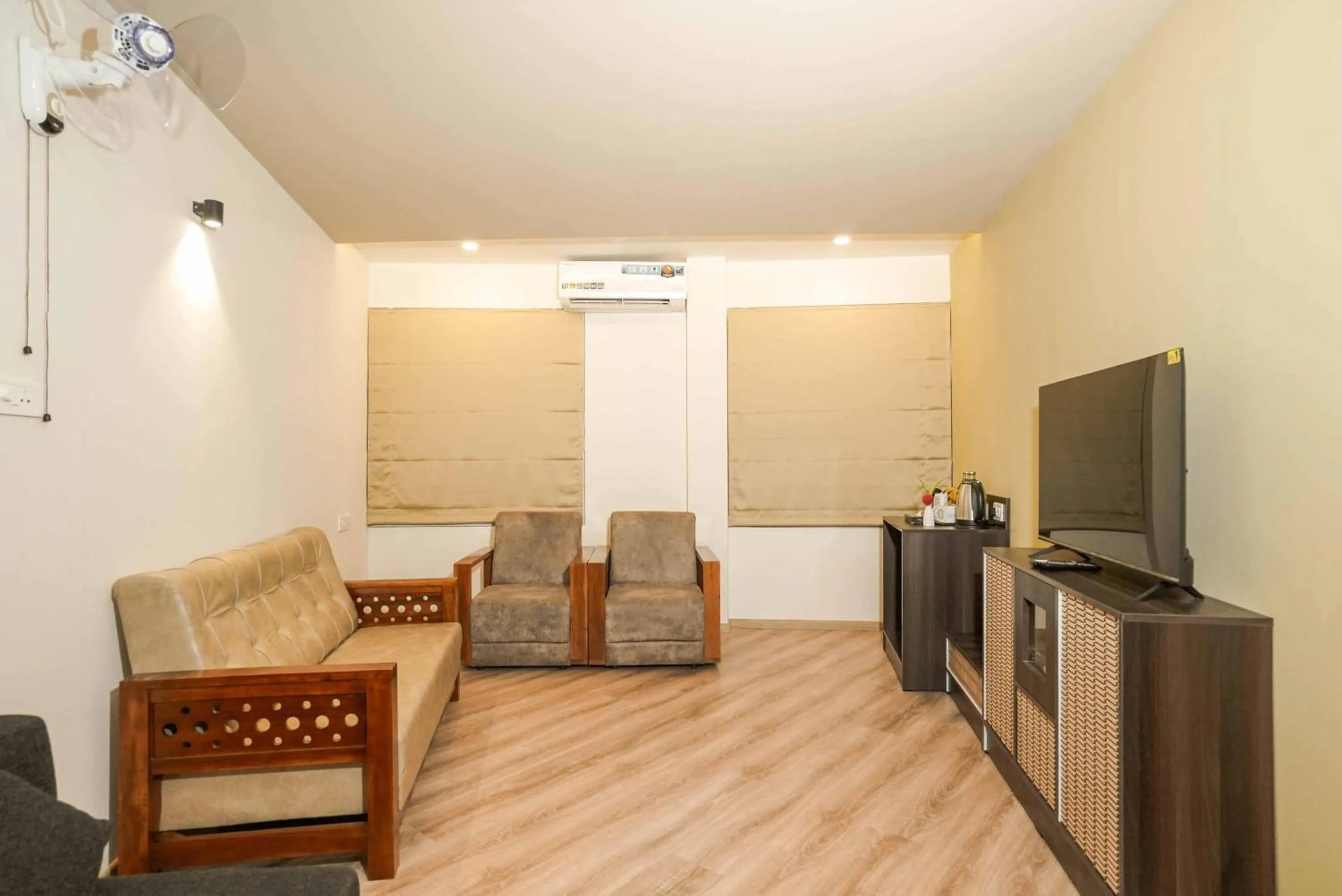 Communal lounge/ TV room in Kuruva Island Resort And Spa - By KABINI BREEZE