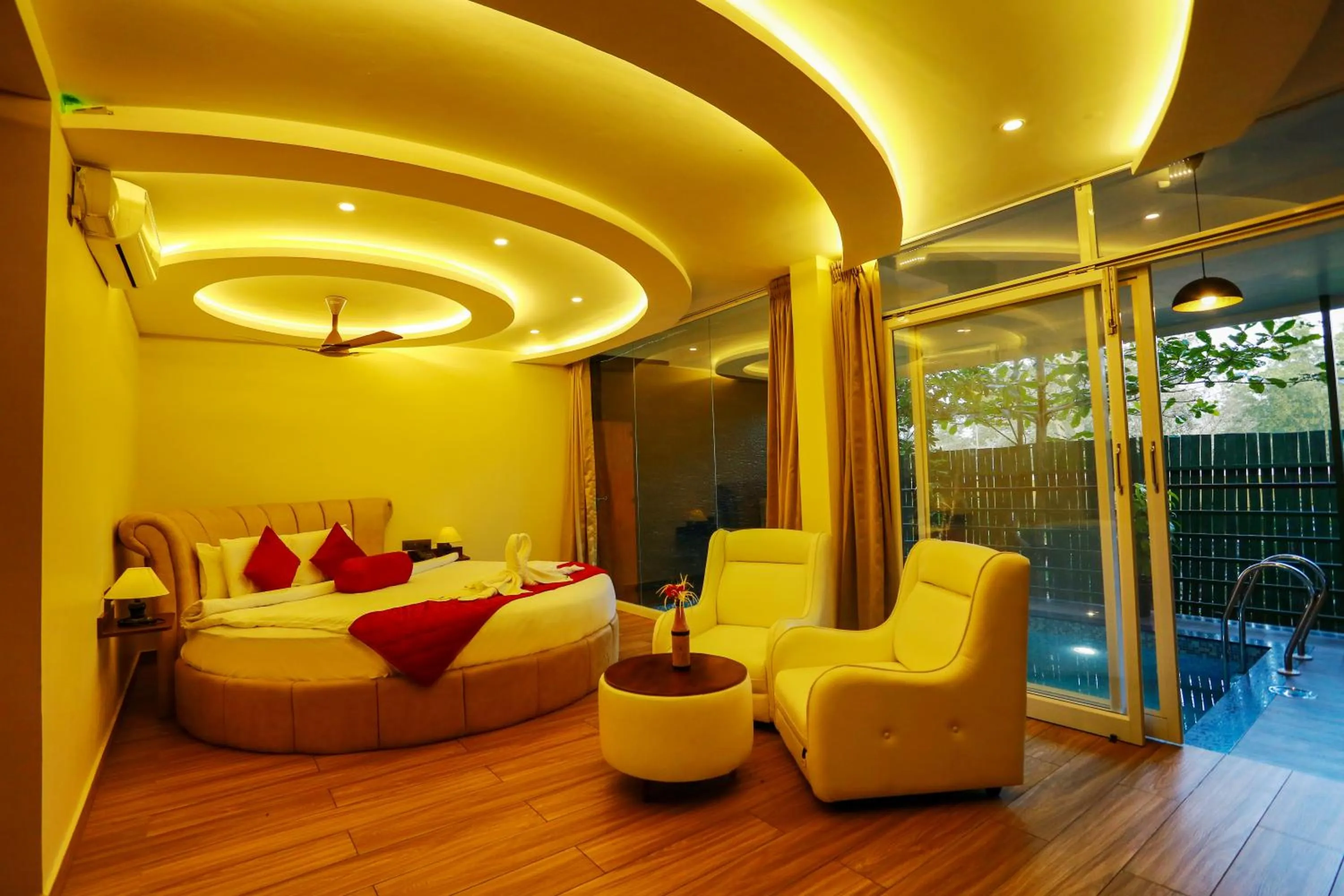 Swimming pool in Kuruva Island Resort And Spa - By KABINI BREEZE