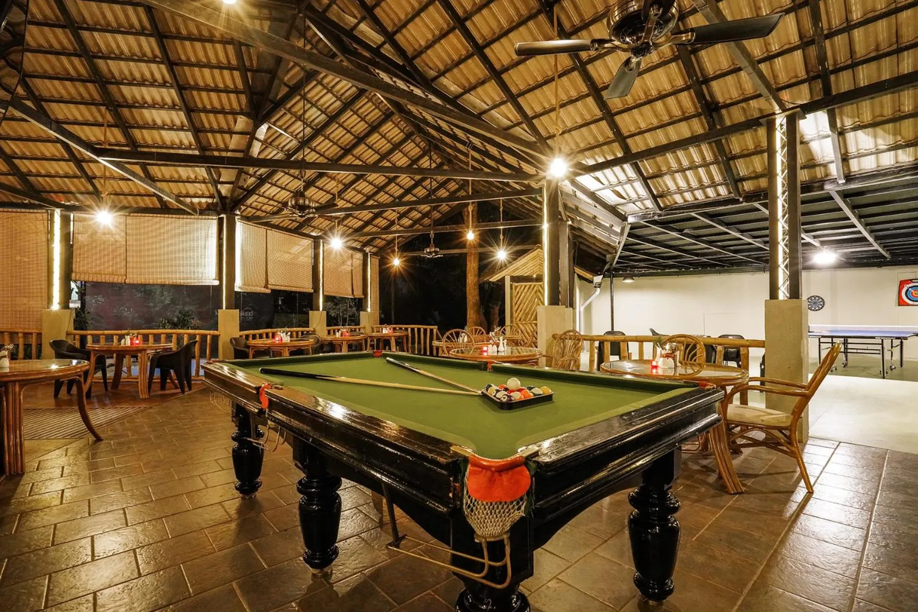 Entertainment in Kuruva Island Resort And Spa - By KABINI BREEZE