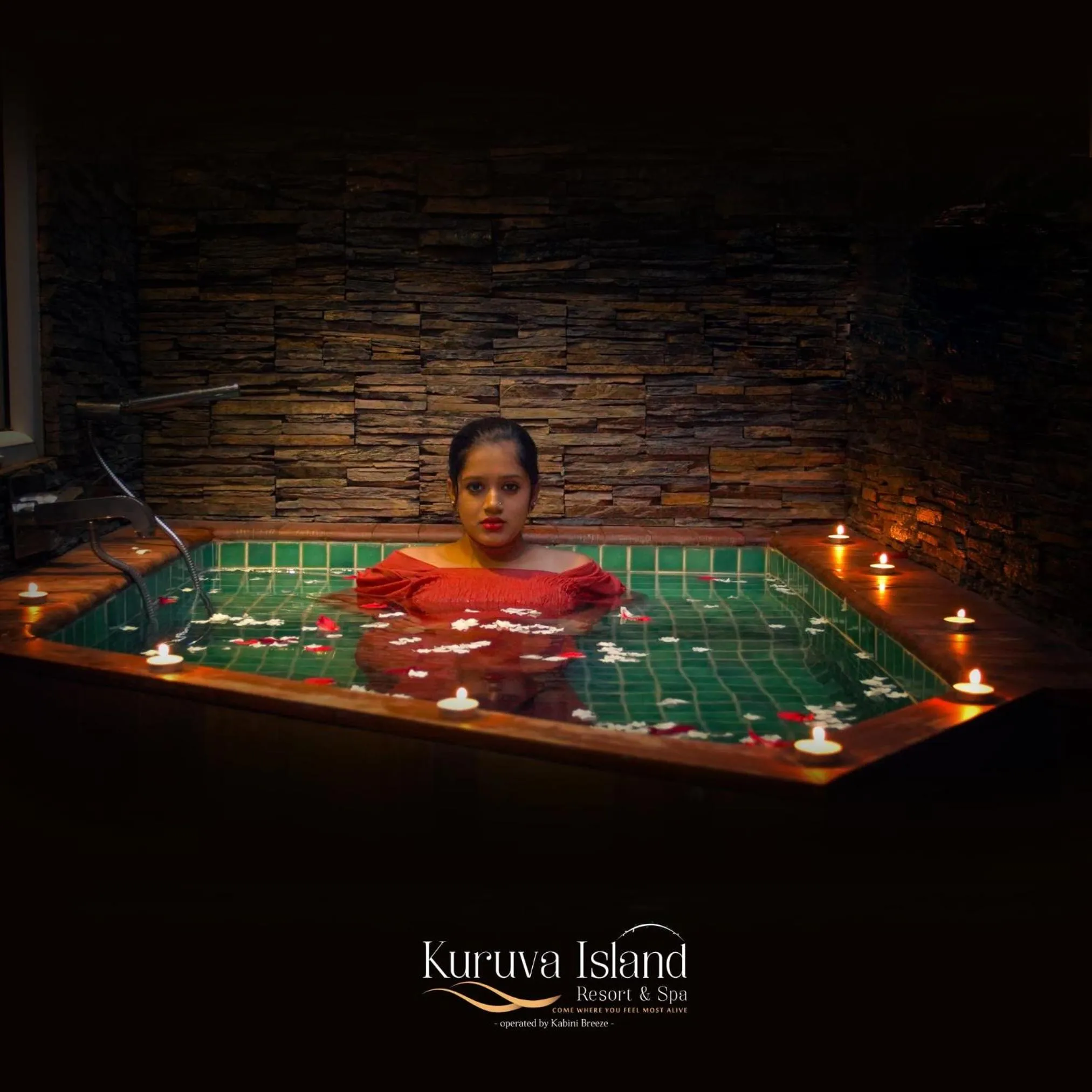 Hot Tub in Kuruva Island Resort And Spa - By KABINI BREEZE