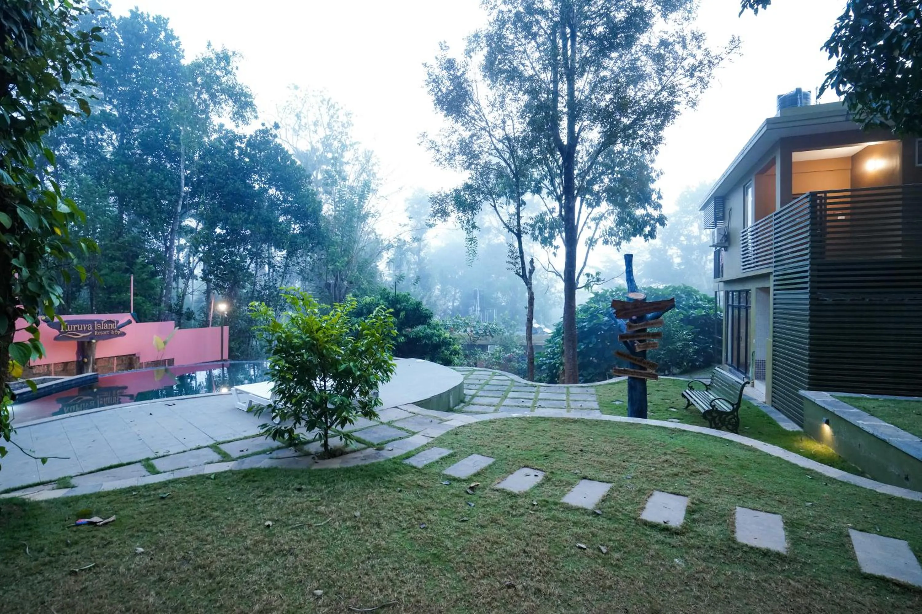 Garden in Kuruva Island Resort And Spa - By KABINI BREEZE