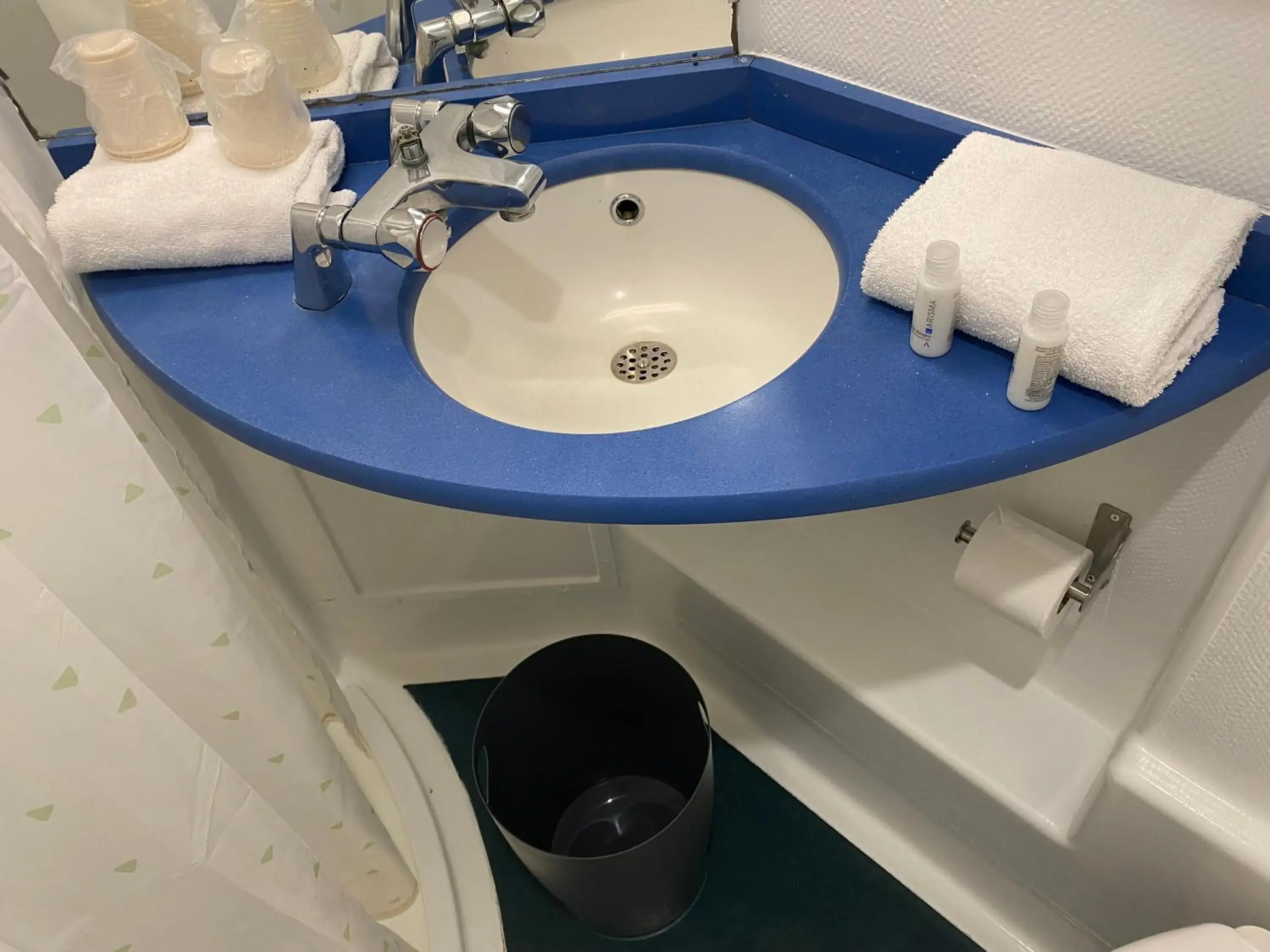 2 single Beds in Kyriad Direct Chilly-Mazarin 2 single Beds in Kyriad Direct Chilly-Mazarin