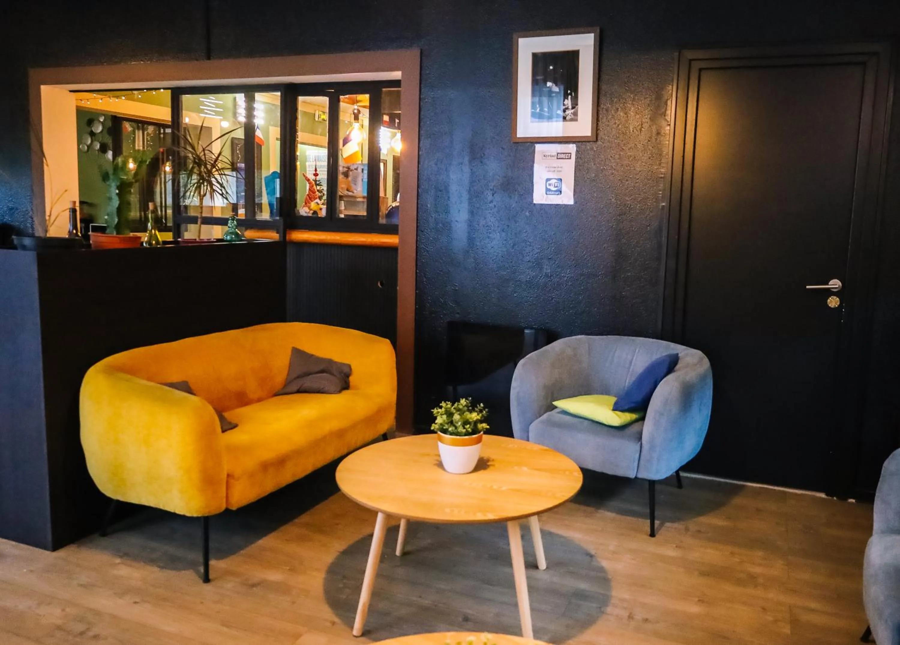 Seating Area in Kyriad Direct Chilly-Mazarin