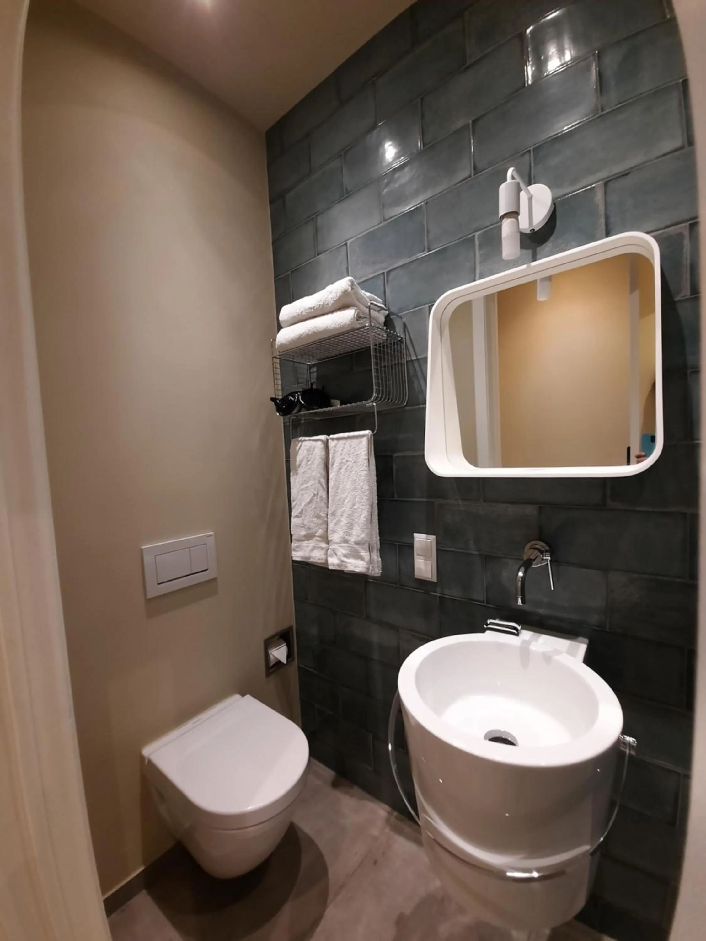 Bathroom in RoomWest