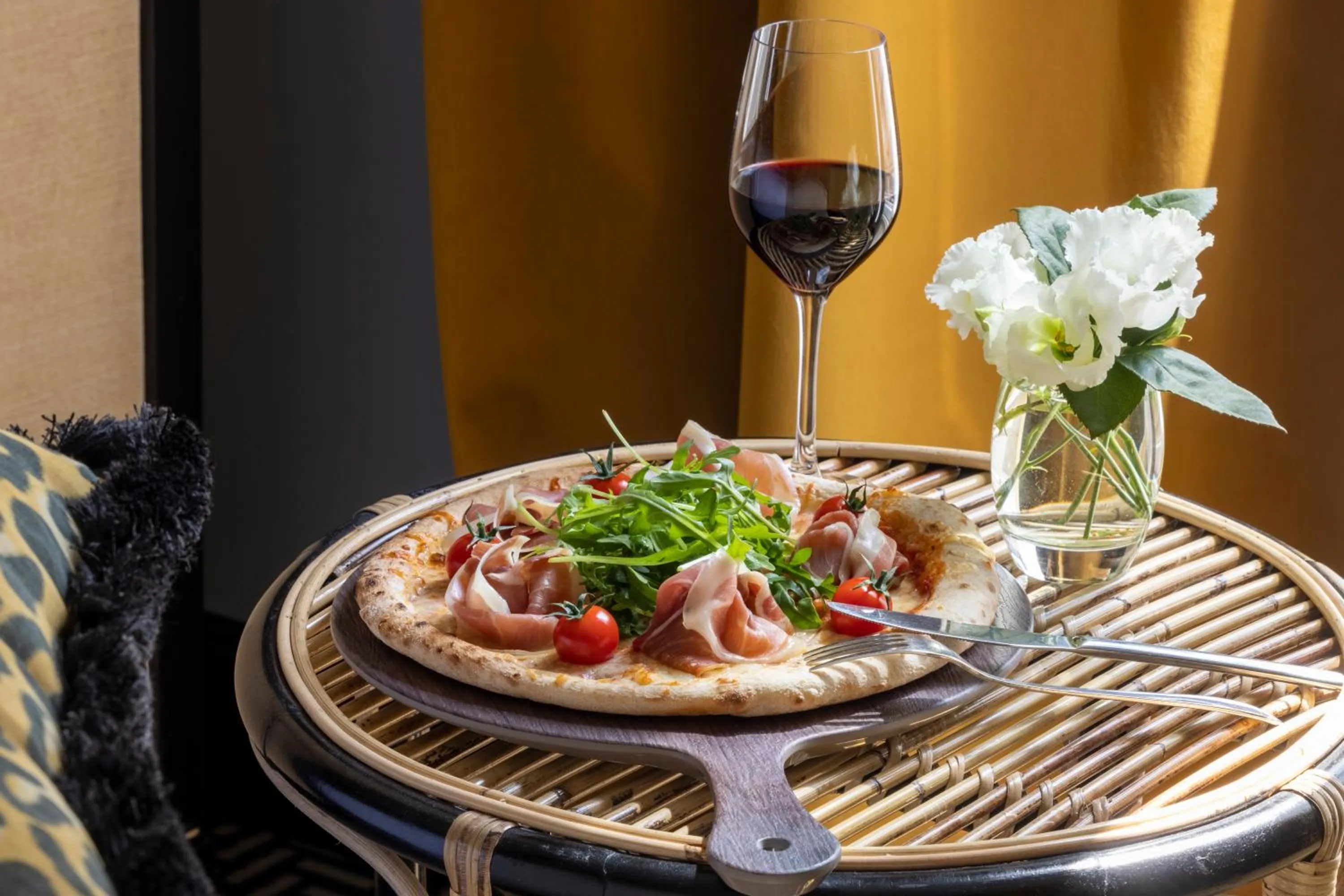 Restaurant/places to eat in Grand Hôtel Chicago