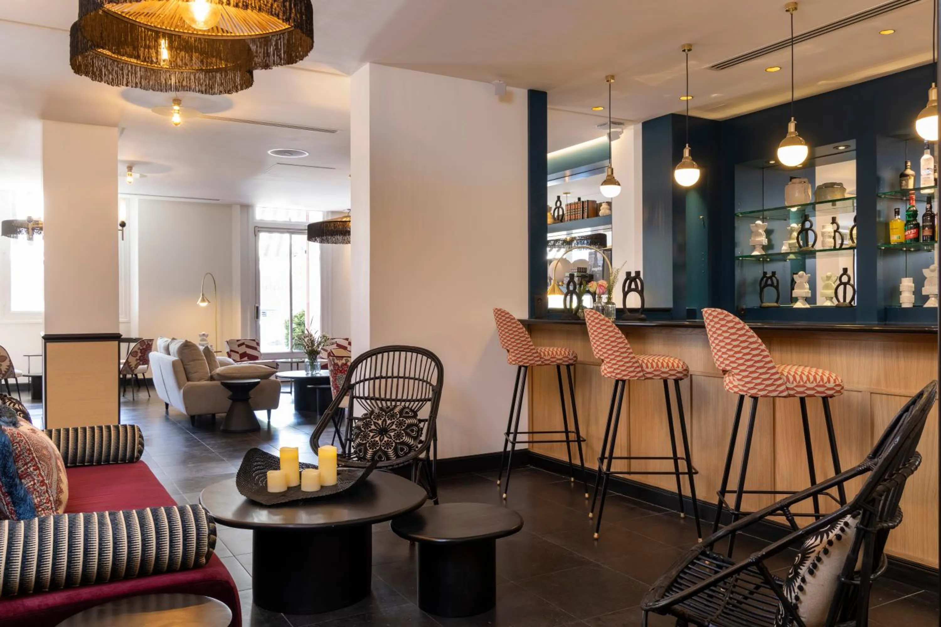 Lounge or bar in Grand Hôtel Chicago