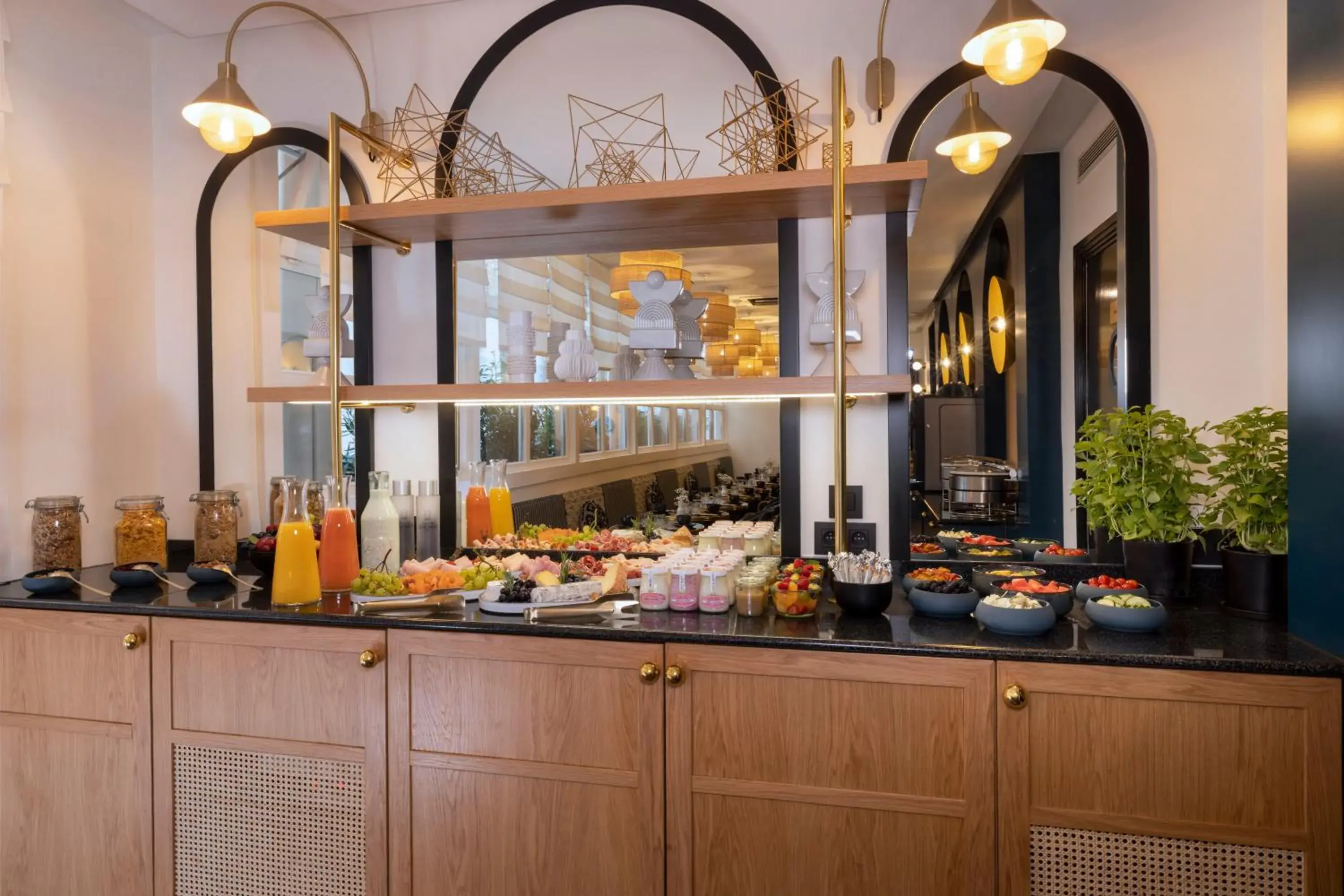 Buffet breakfast in Grand Hôtel Chicago Buffet breakfast in Grand Hôtel Chicago