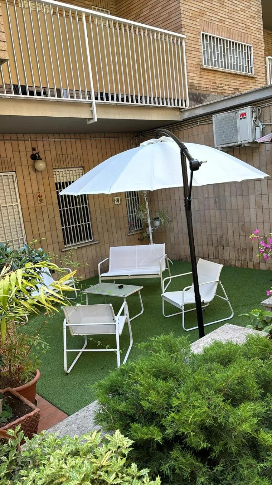 Property building in Villa Angeli