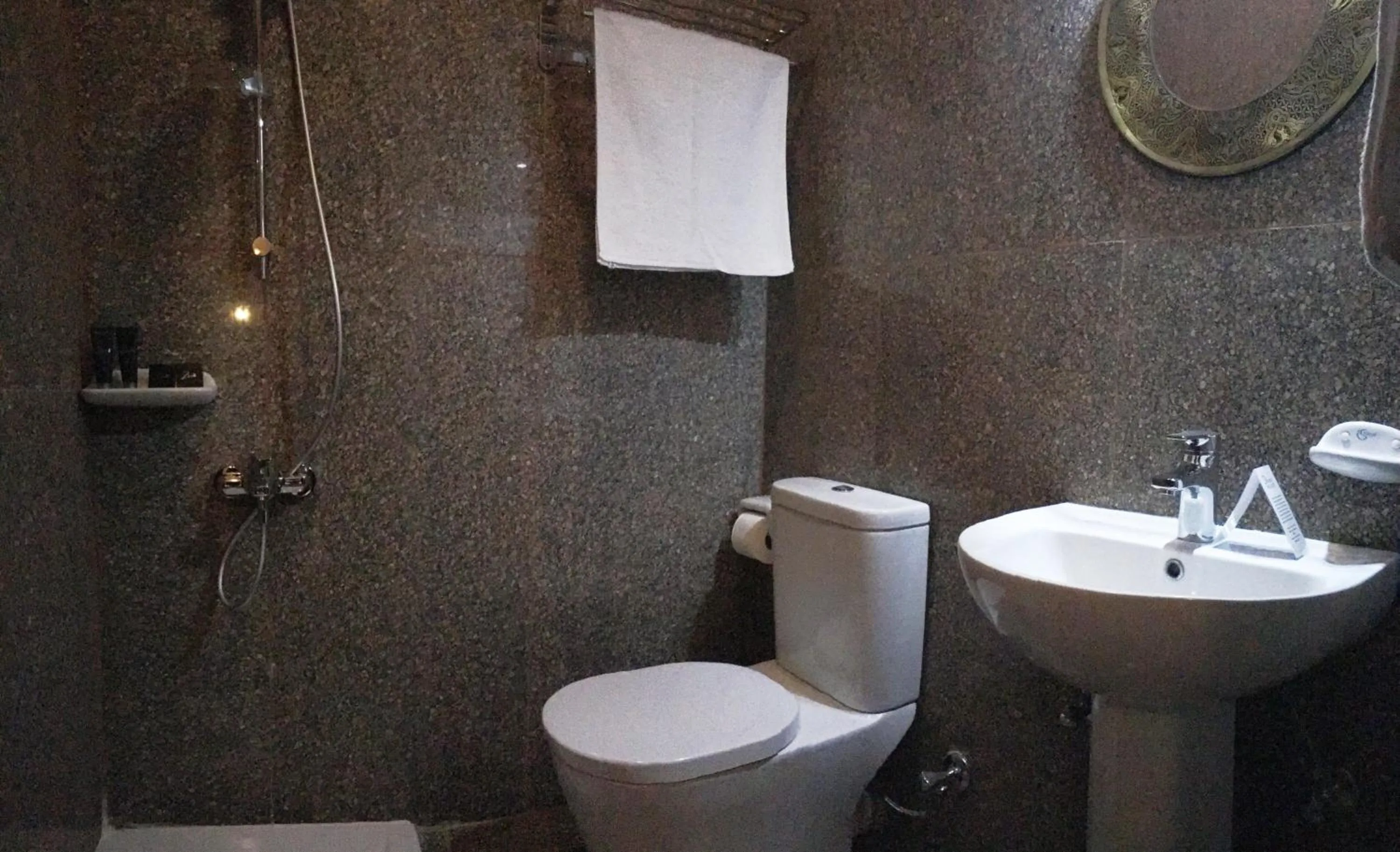 Bathroom in Djorff Palace