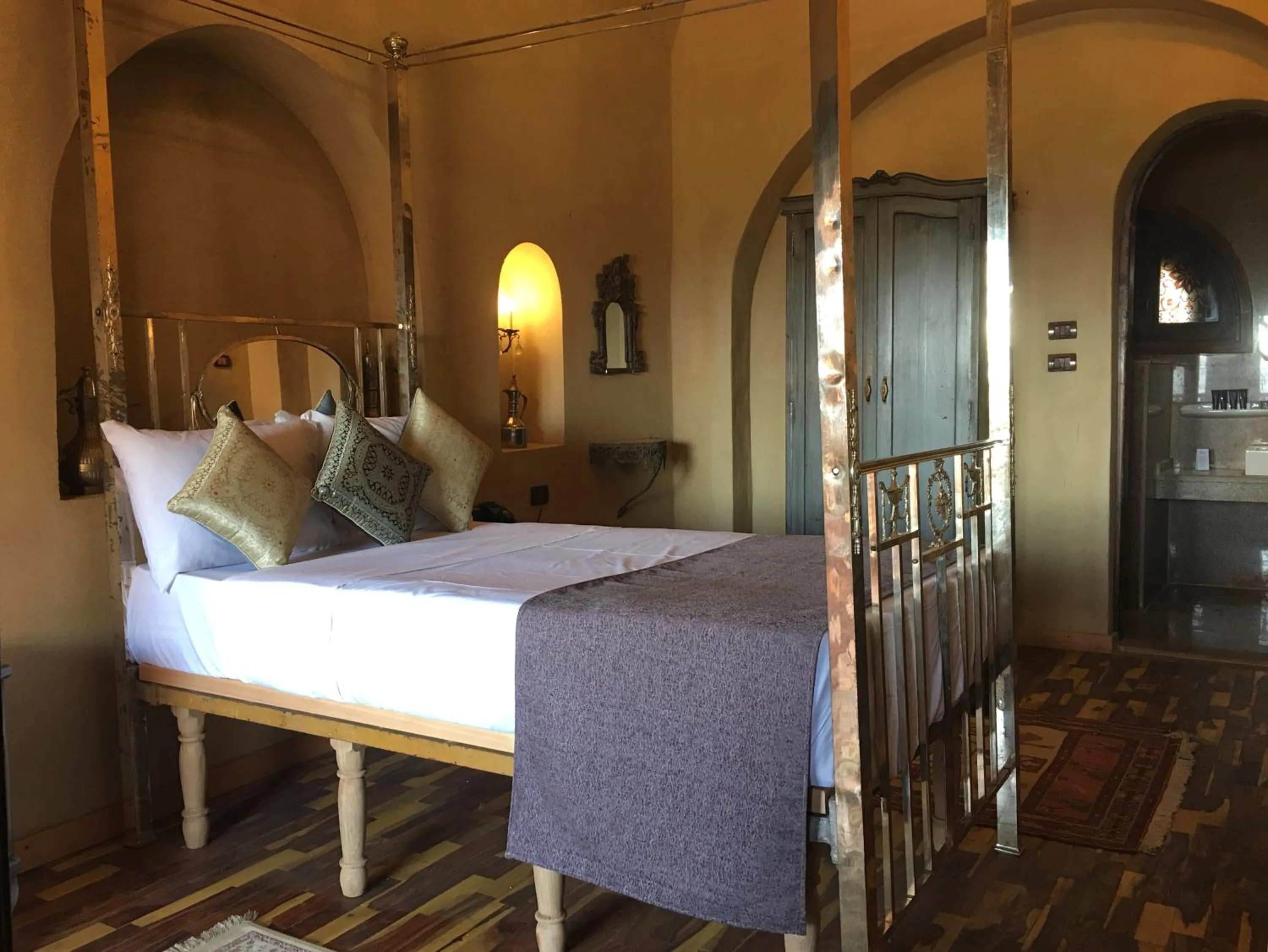 Bed in Djorff Palace