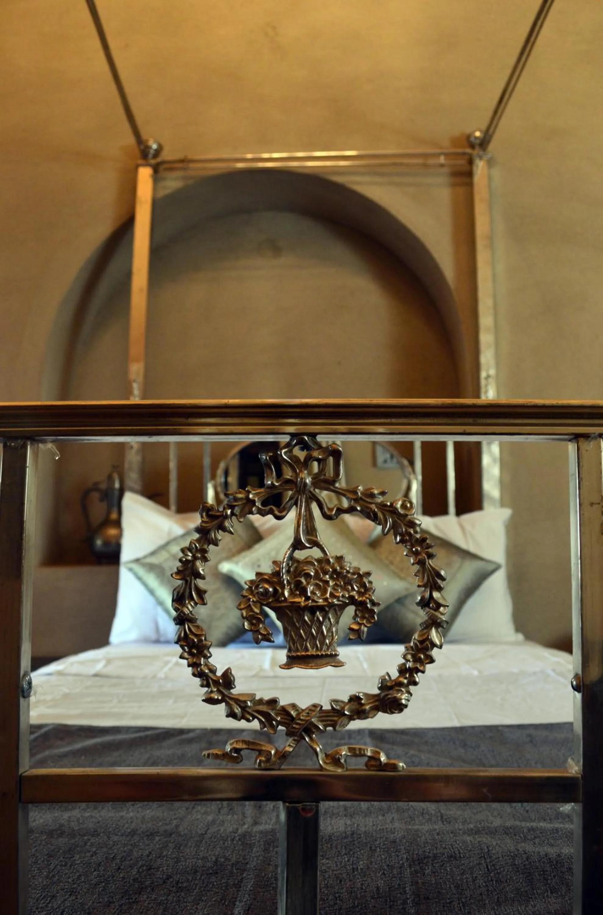 Bed in Djorff Palace