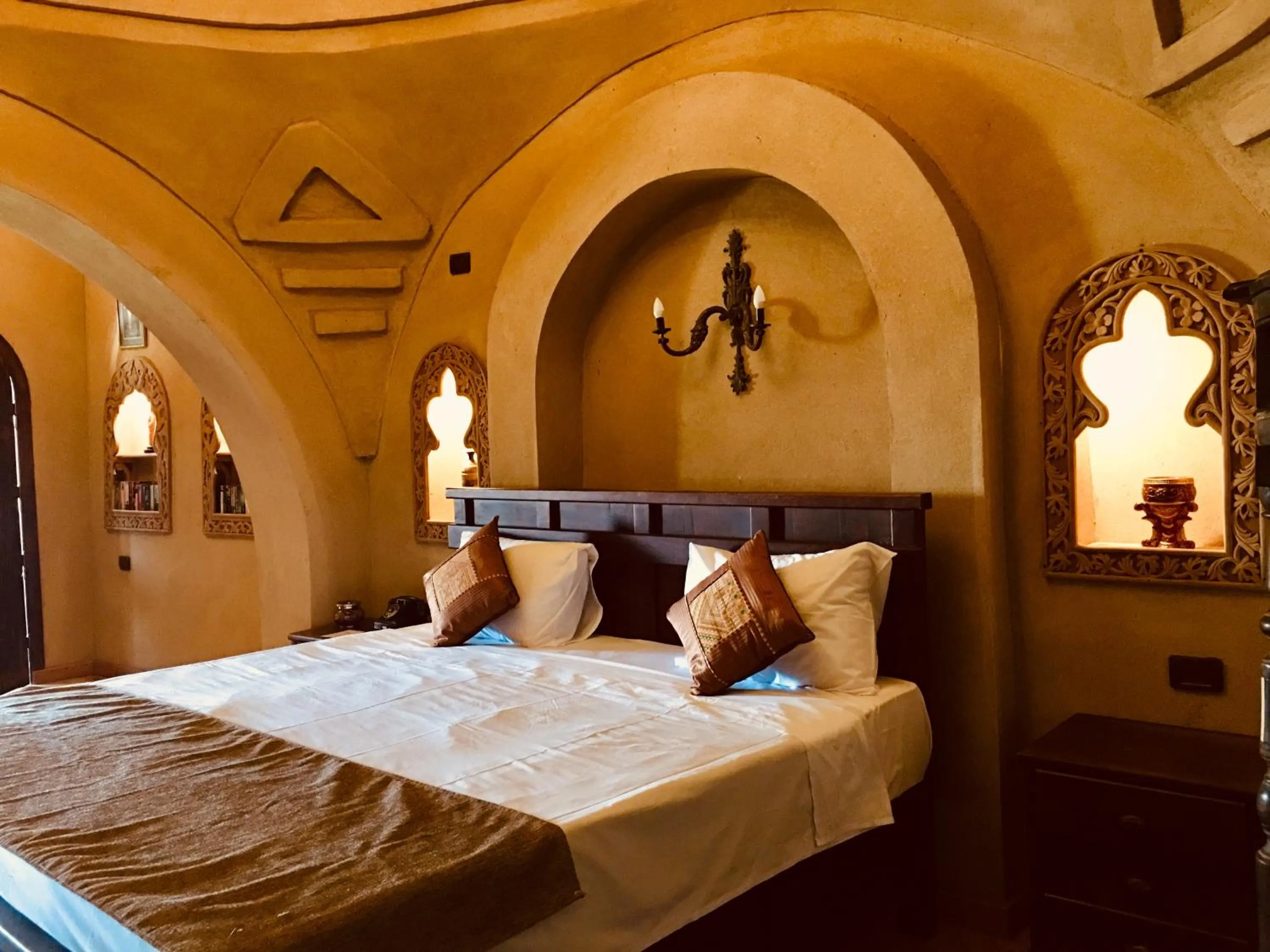 Bed in Djorff Palace